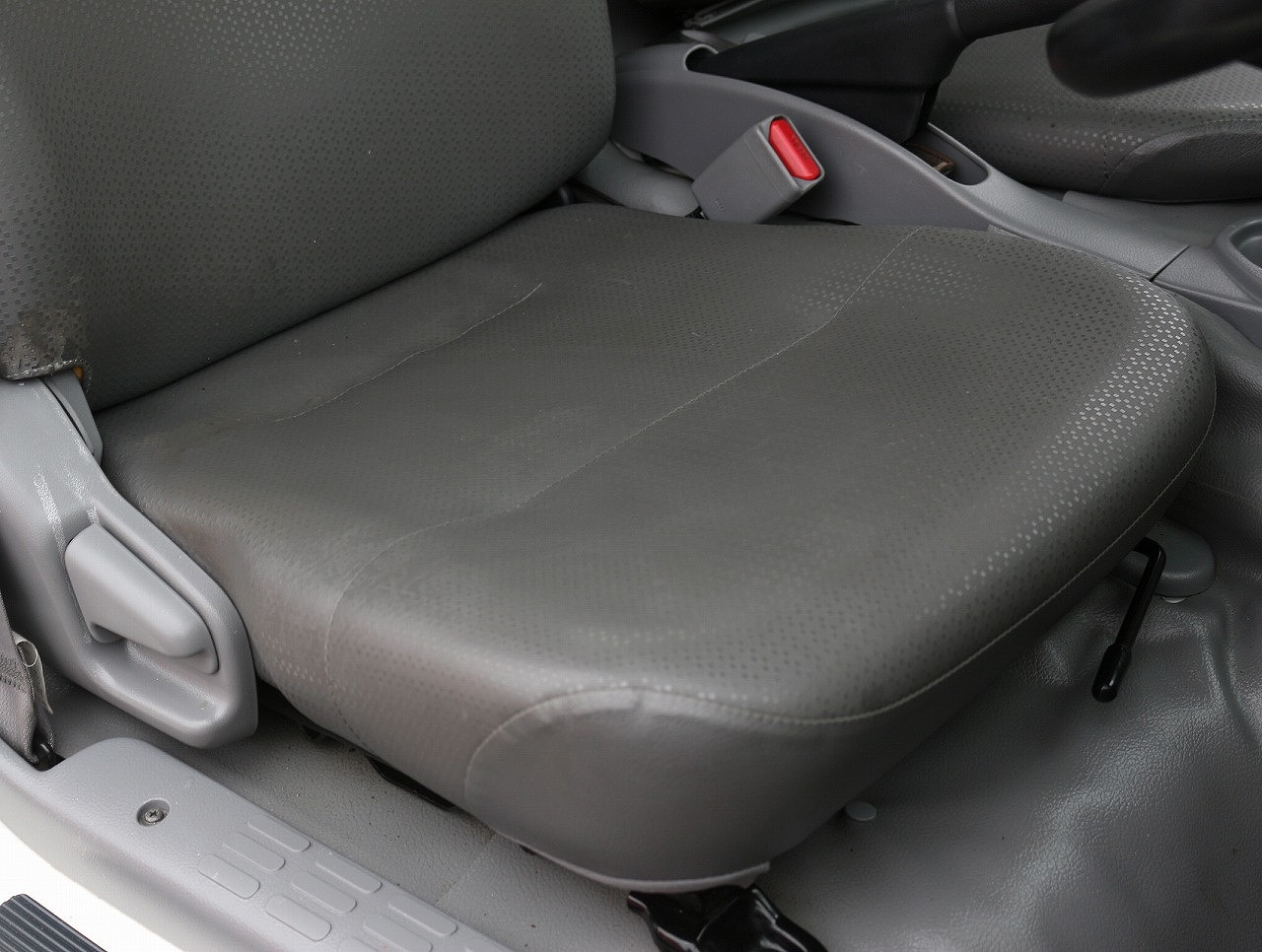 日野 デュトロ TKG-XZU675M(4WD)の写真39