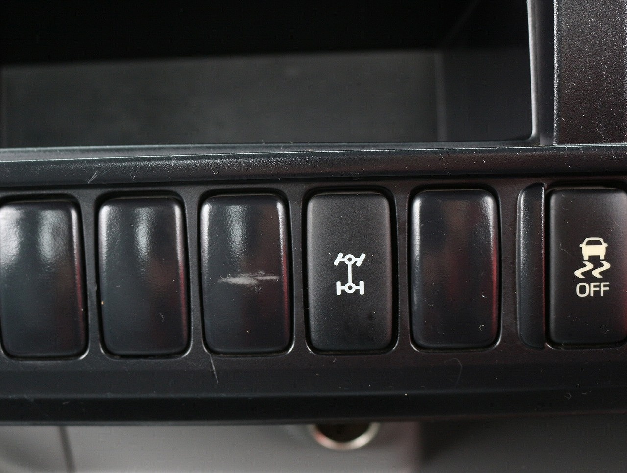 日野 デュトロ TKG-XZU675M(4WD)の写真45