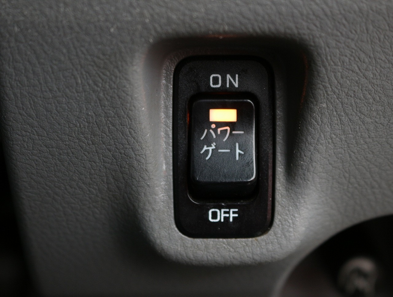 日野 デュトロ TKG-XZU675M(4WD)の写真47