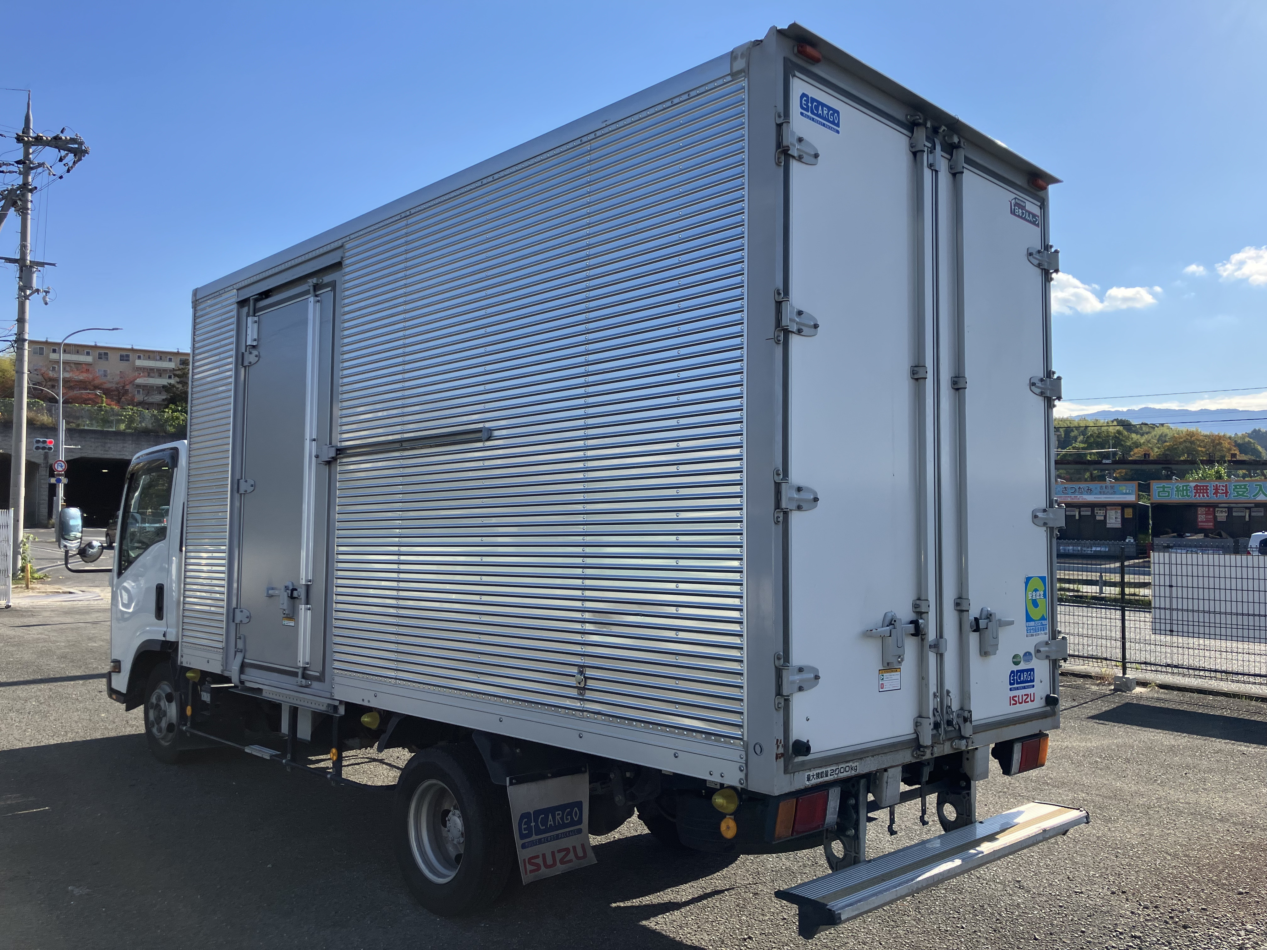 いすゞ エルフ TPG-NLR85AN(2WD)の写真3