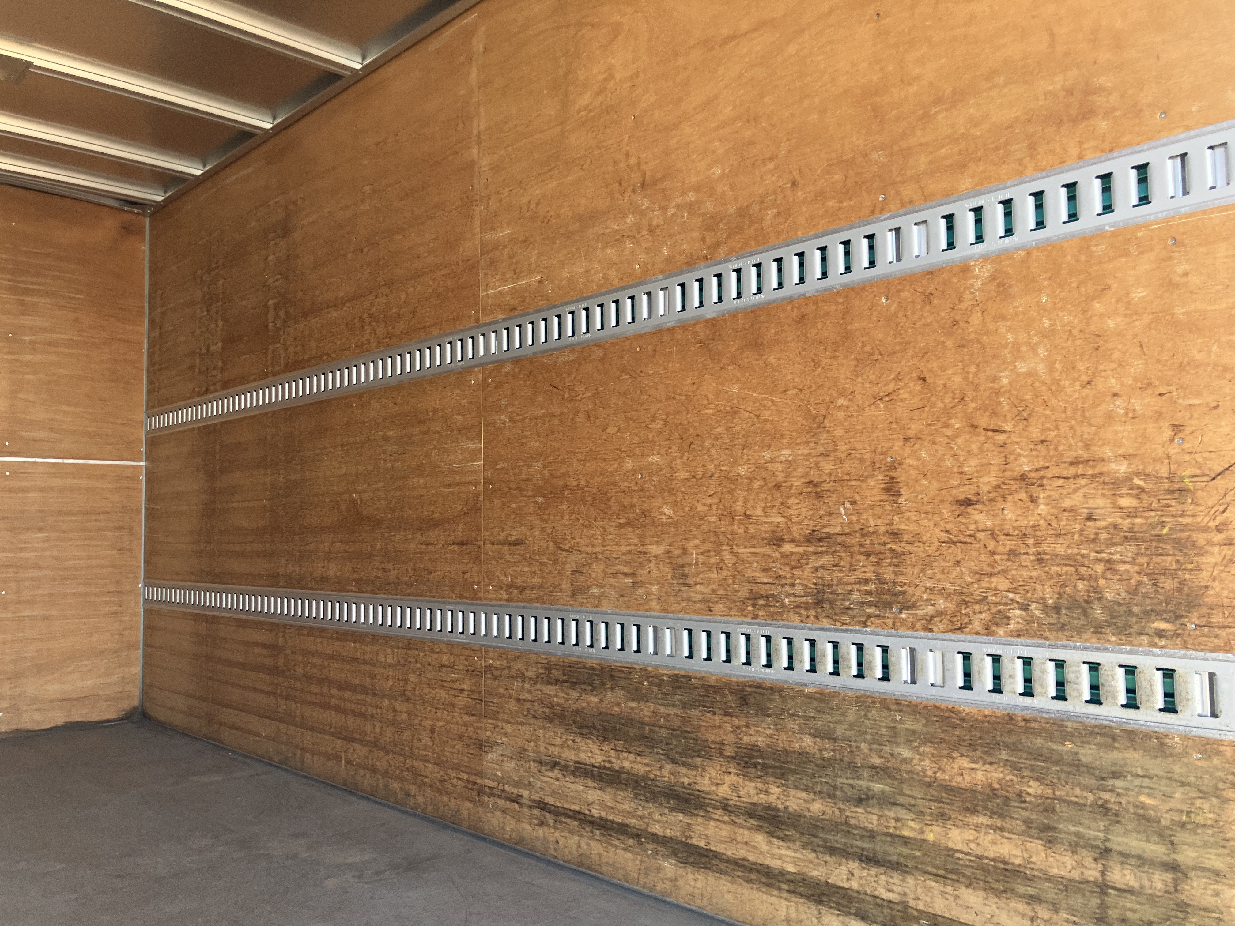 いすゞ エルフ TPG-NLR85AN(2WD)の写真21