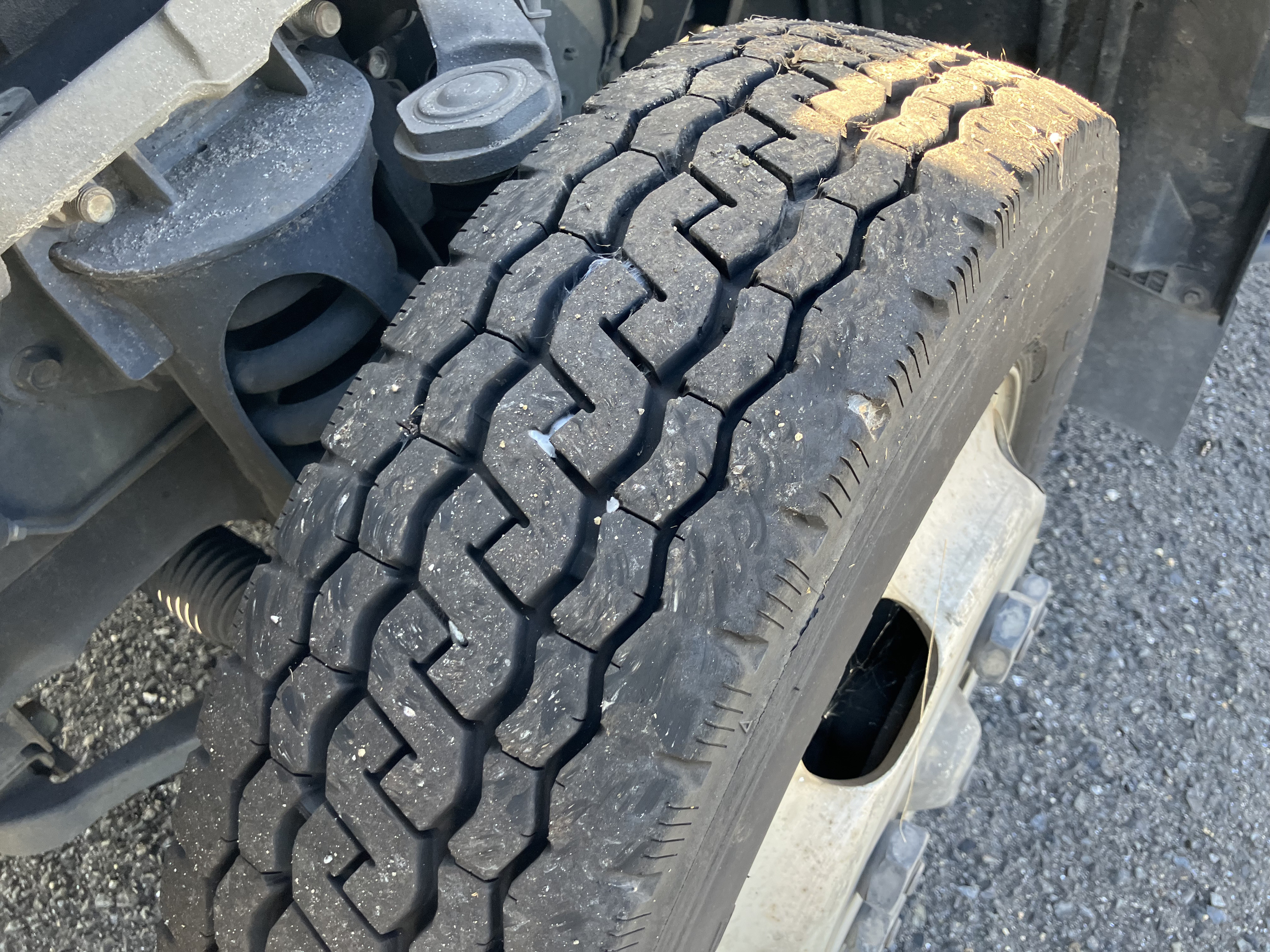 いすゞ エルフ TPG-NLR85AN(2WD)の写真30