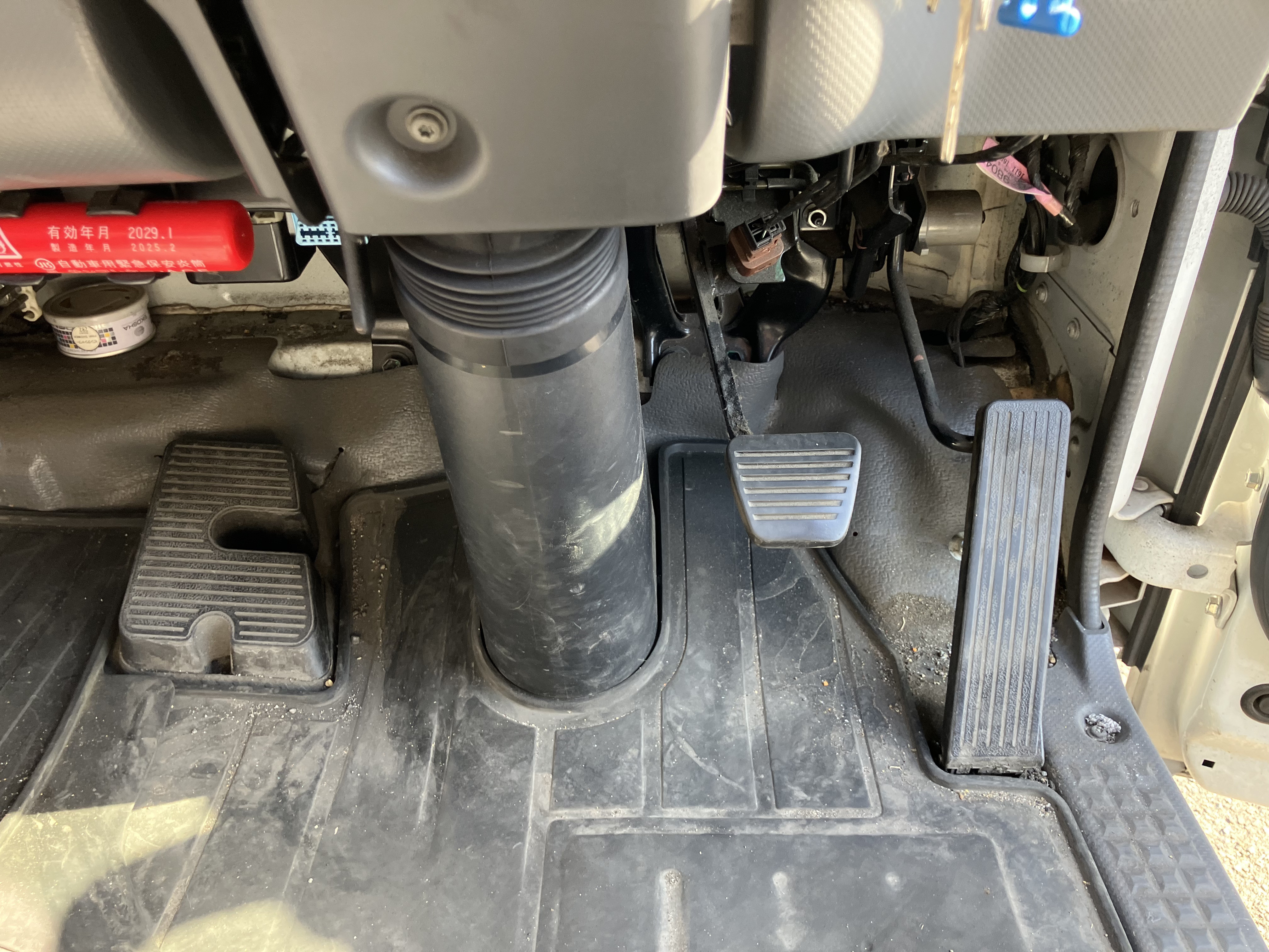 いすゞ エルフ TPG-NLR85AN(2WD)の写真34