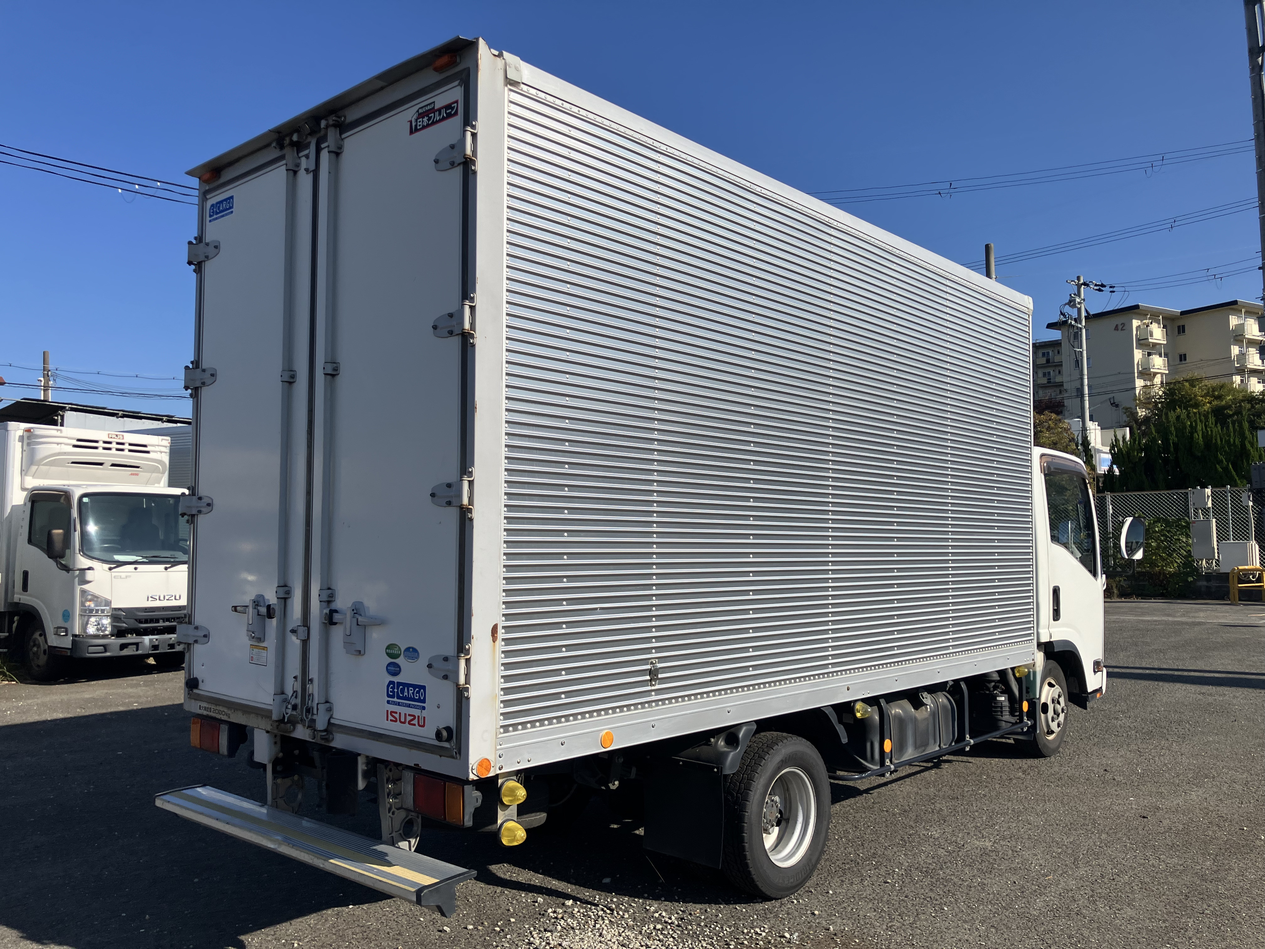 いすゞ エルフ TKG-NLR85AN(2WD)の写真6