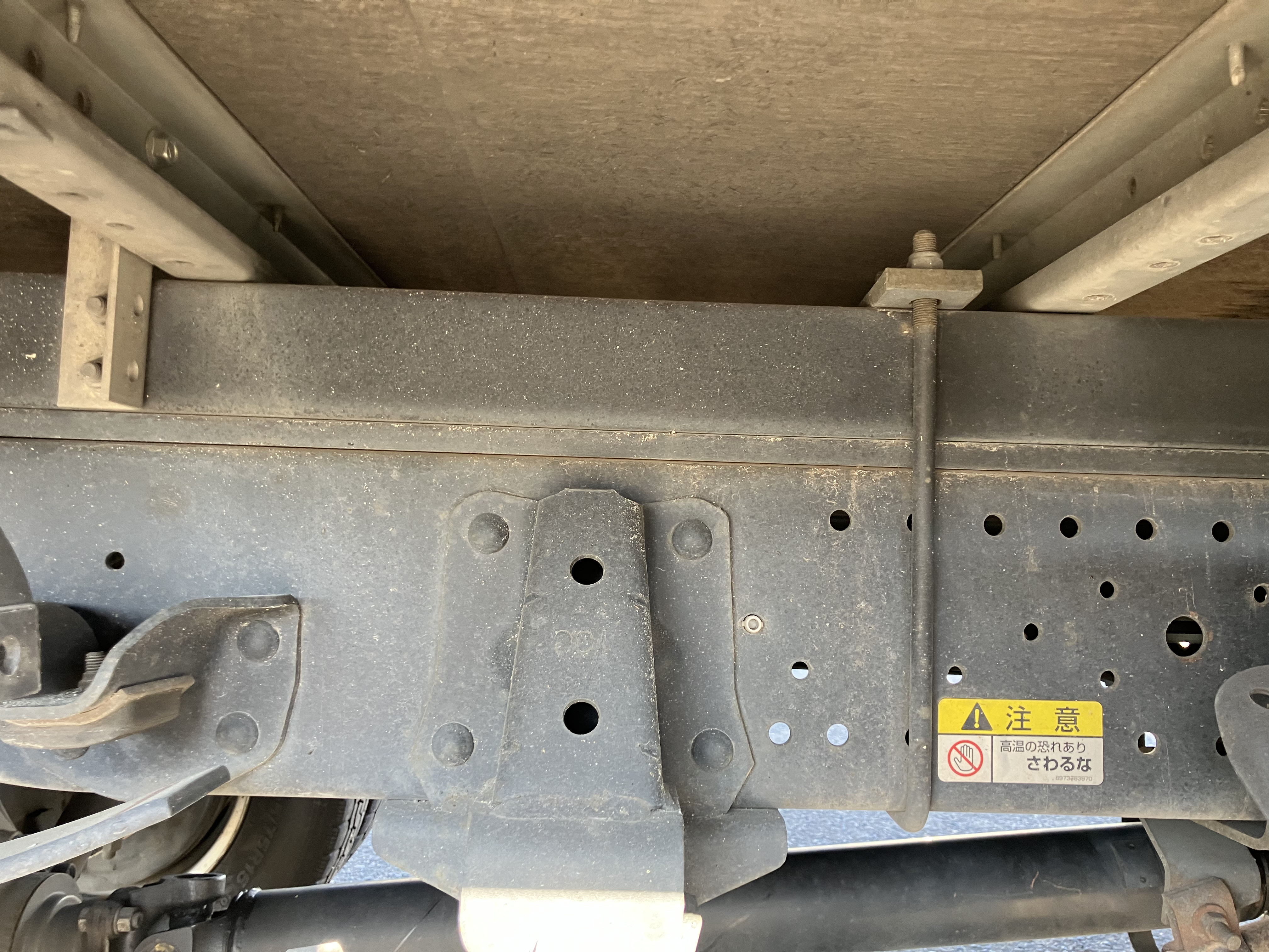 いすゞ エルフ TKG-NLR85AN(2WD)の写真14