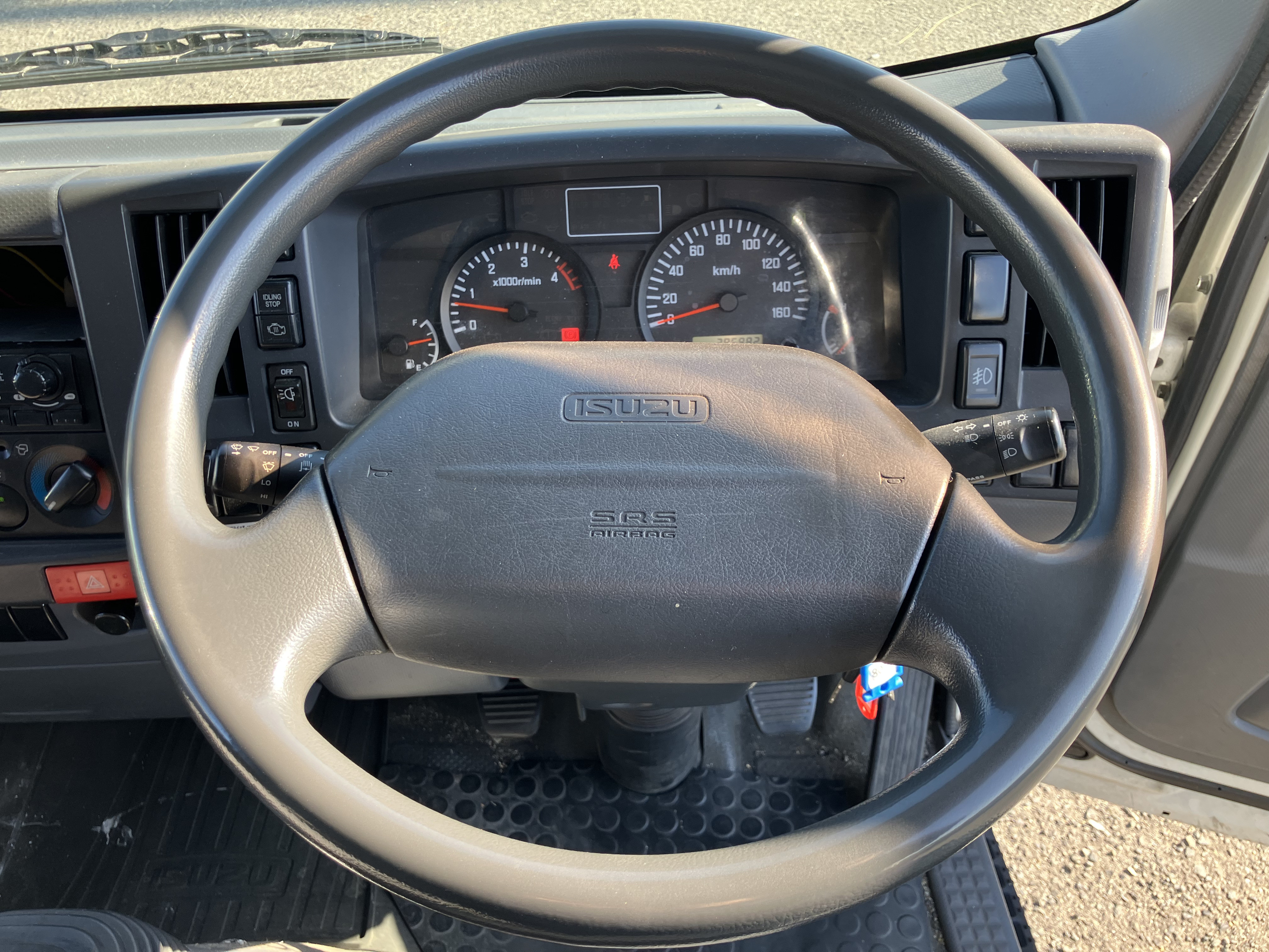 いすゞ エルフ TKG-NLR85AN(2WD)の写真40