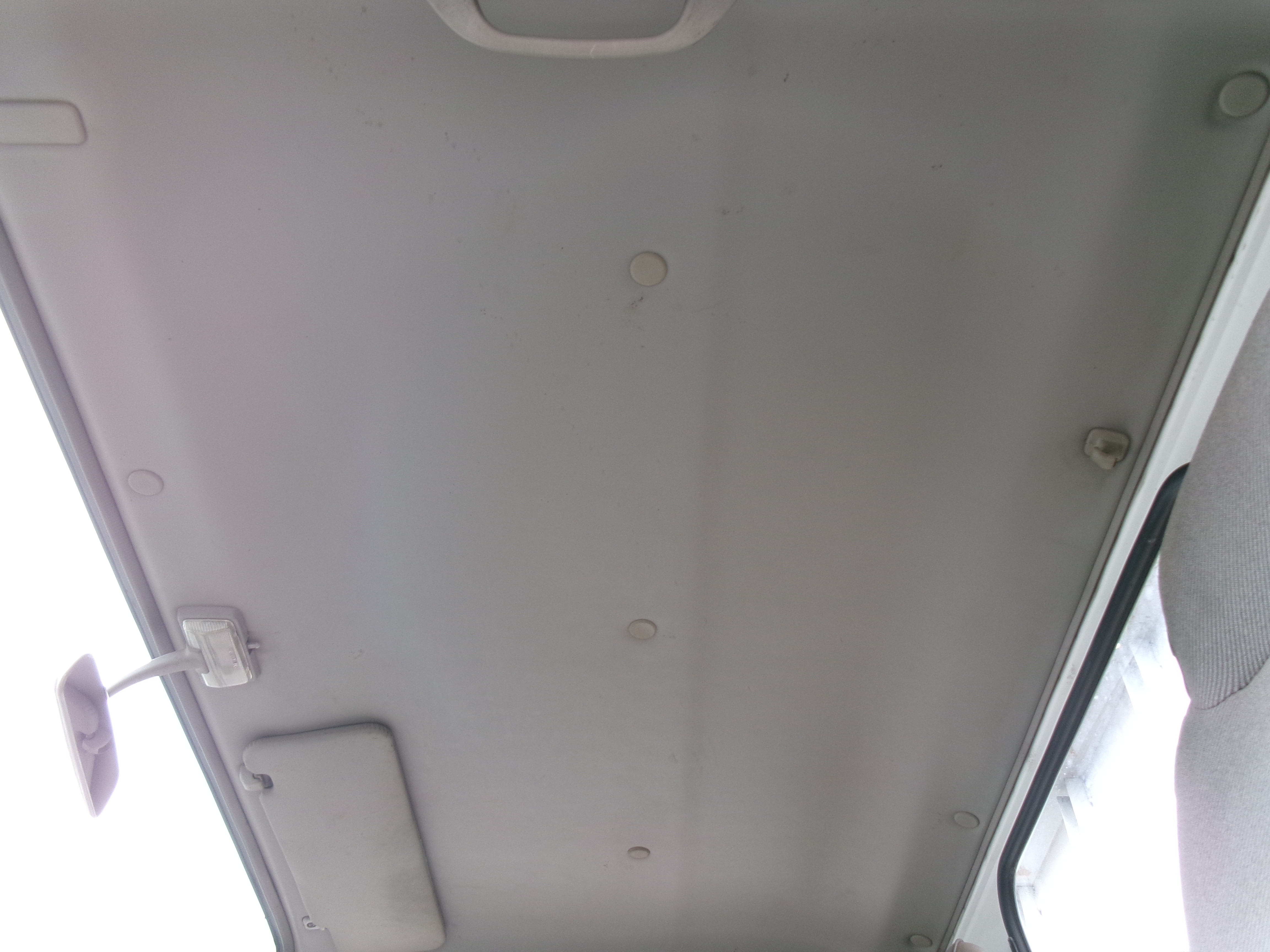 いすゞ エルフ U-NKR66EA(2WD)の写真24