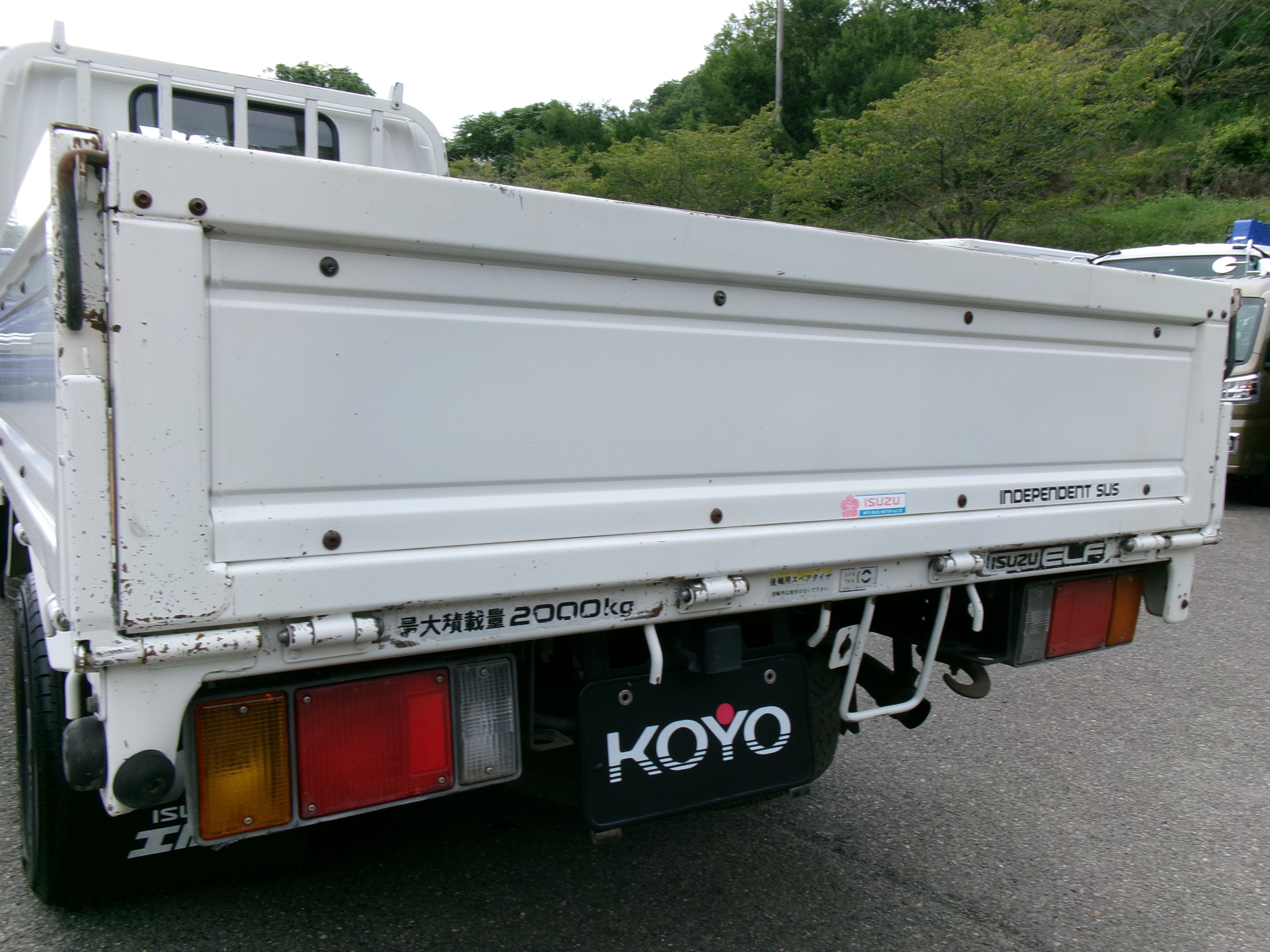 いすゞ エルフ U-NKR66EA(2WD)の写真29