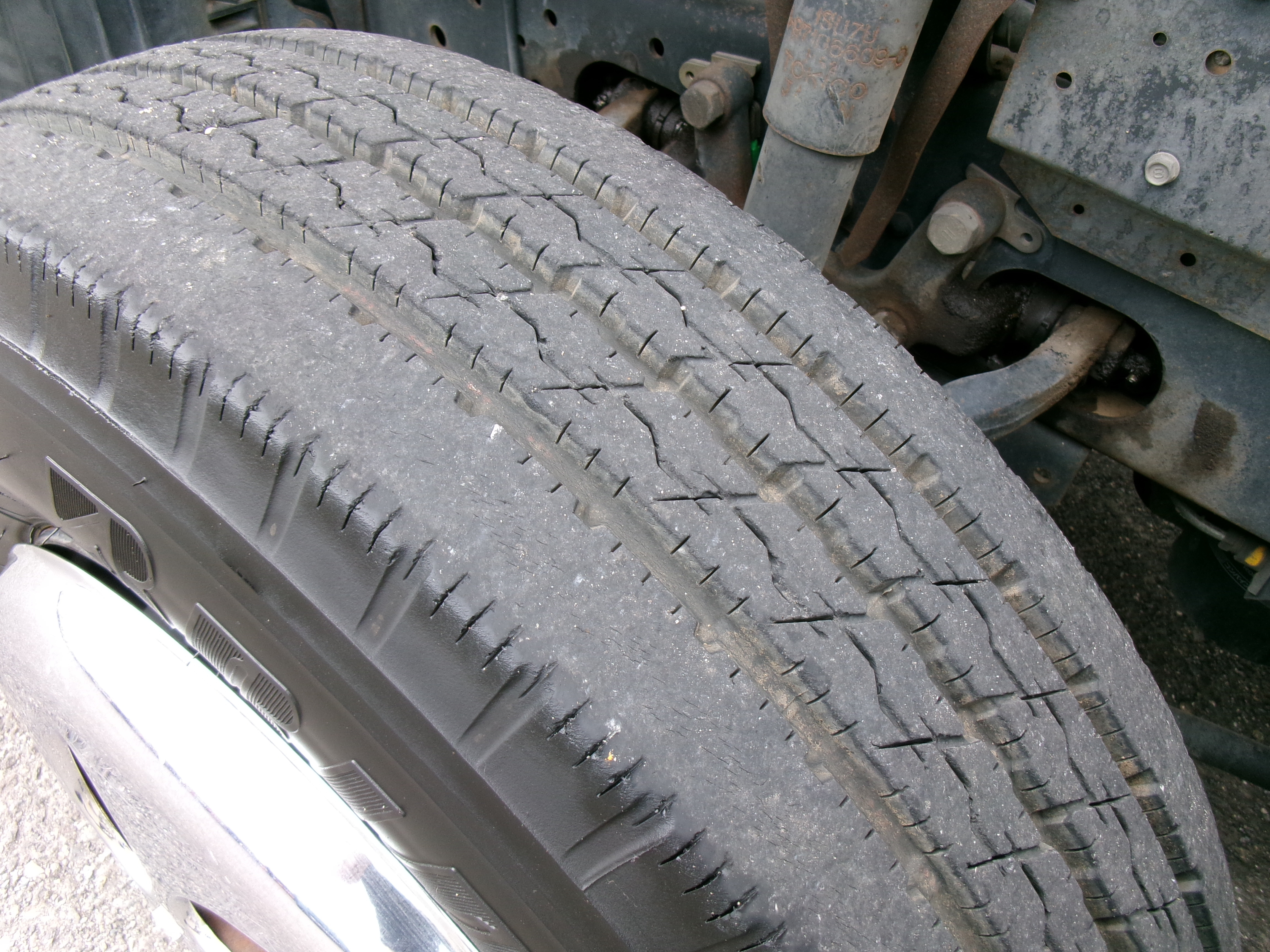 いすゞ エルフ U-NKR66EA(2WD)の写真35