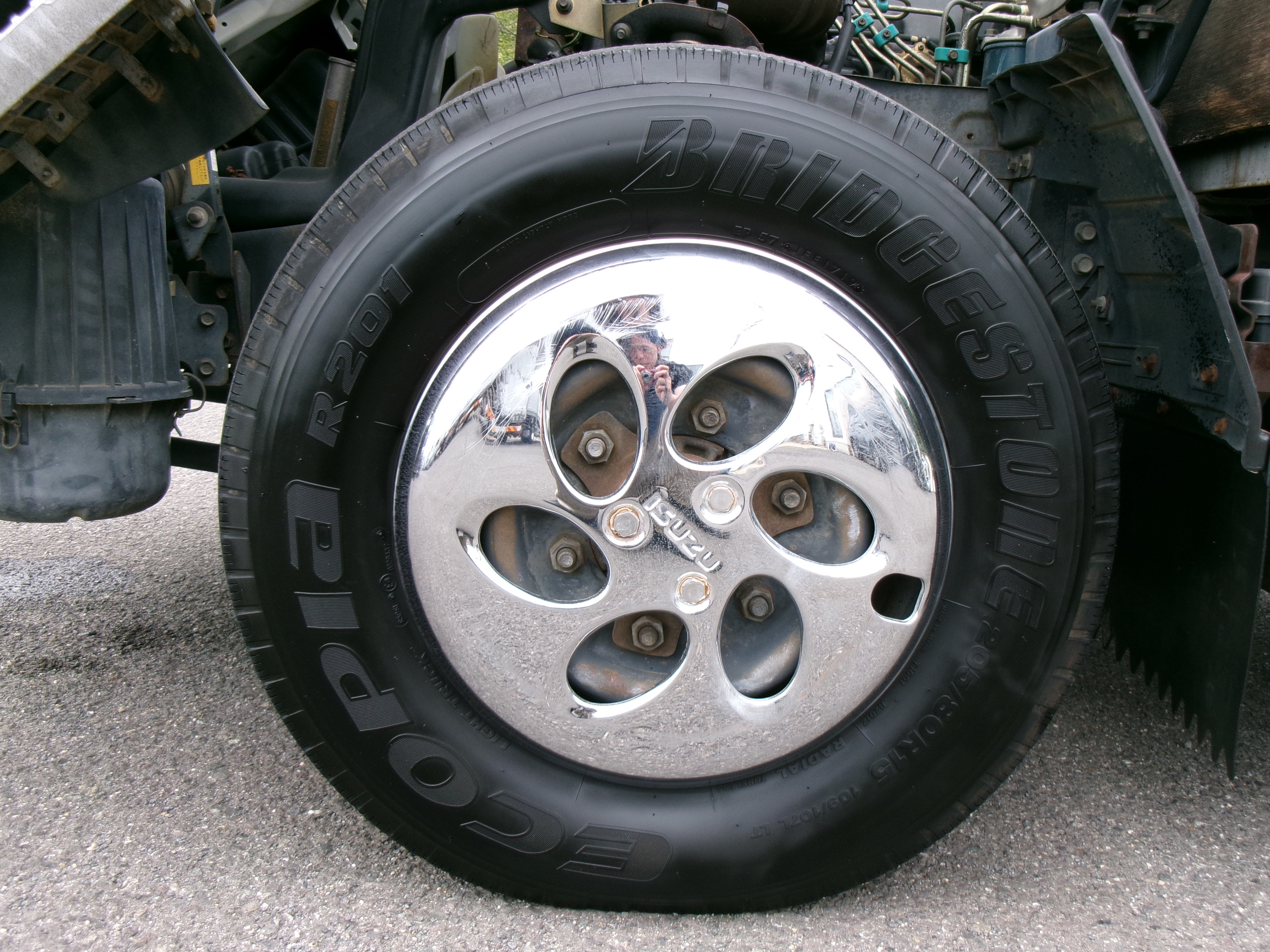 いすゞ エルフ U-NKR66EA(2WD)の写真36