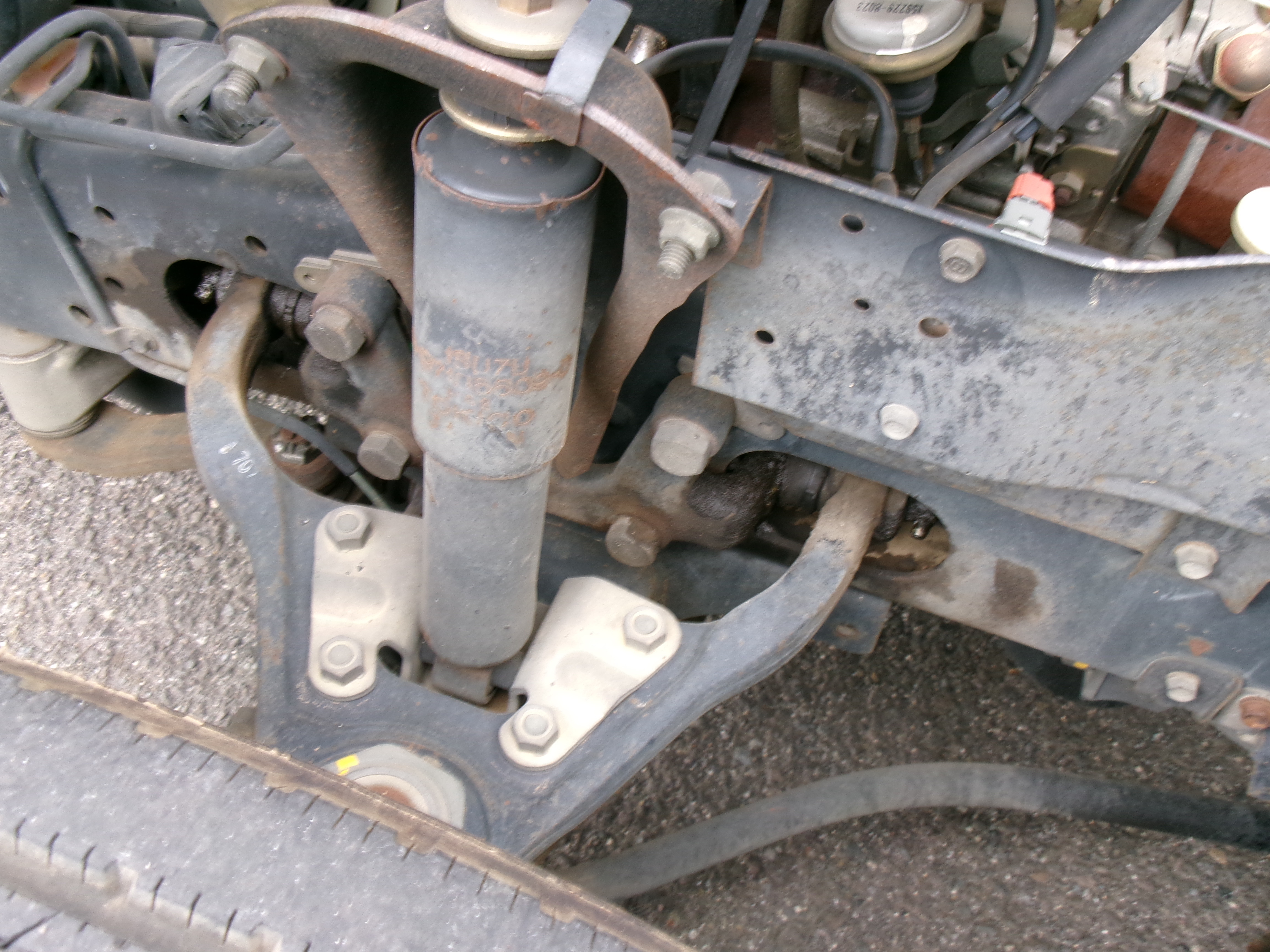 いすゞ エルフ U-NKR66EA(2WD)の写真46