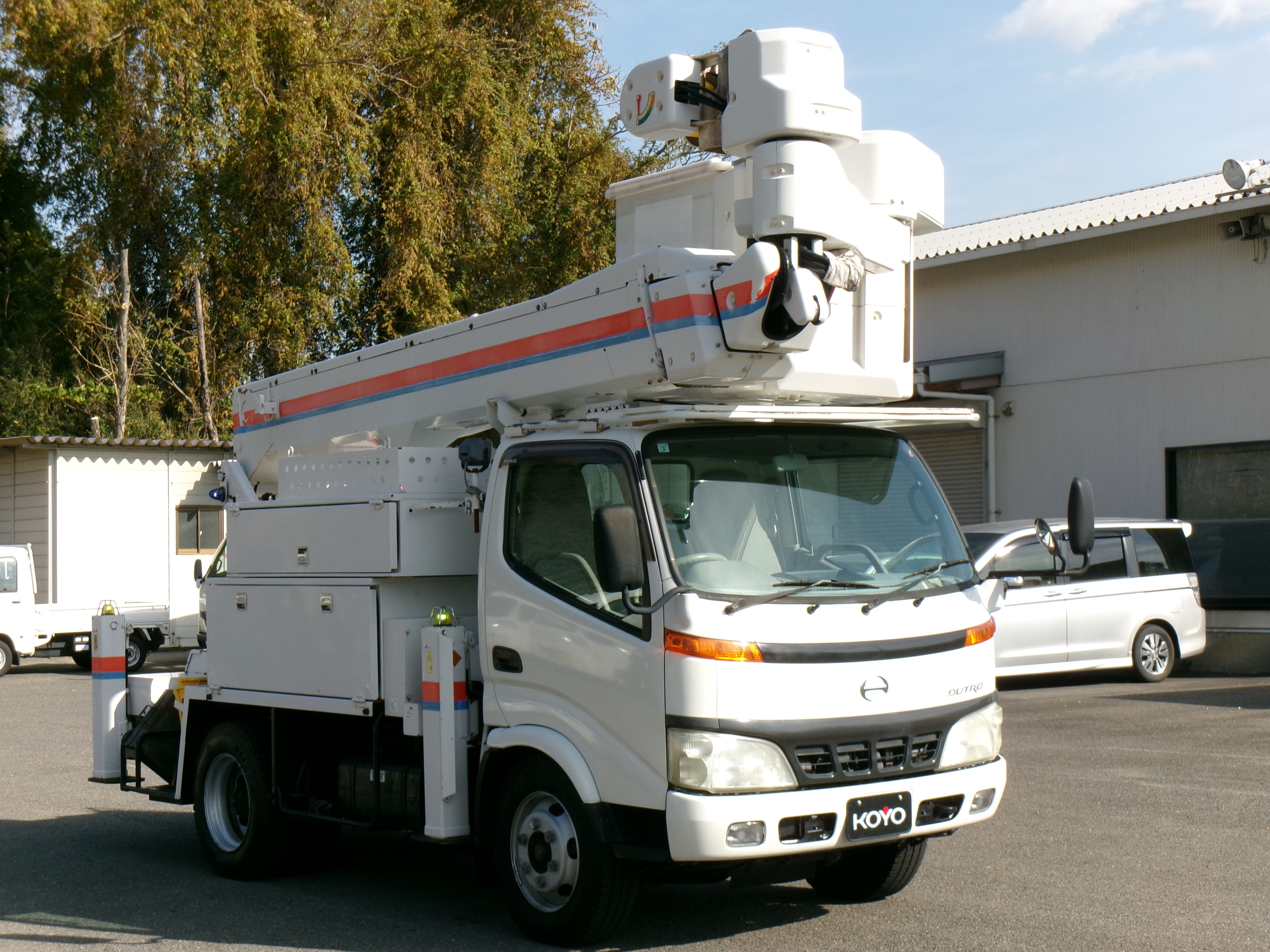 日野 デュトロ PB-XZU354E(2WD)の写真3