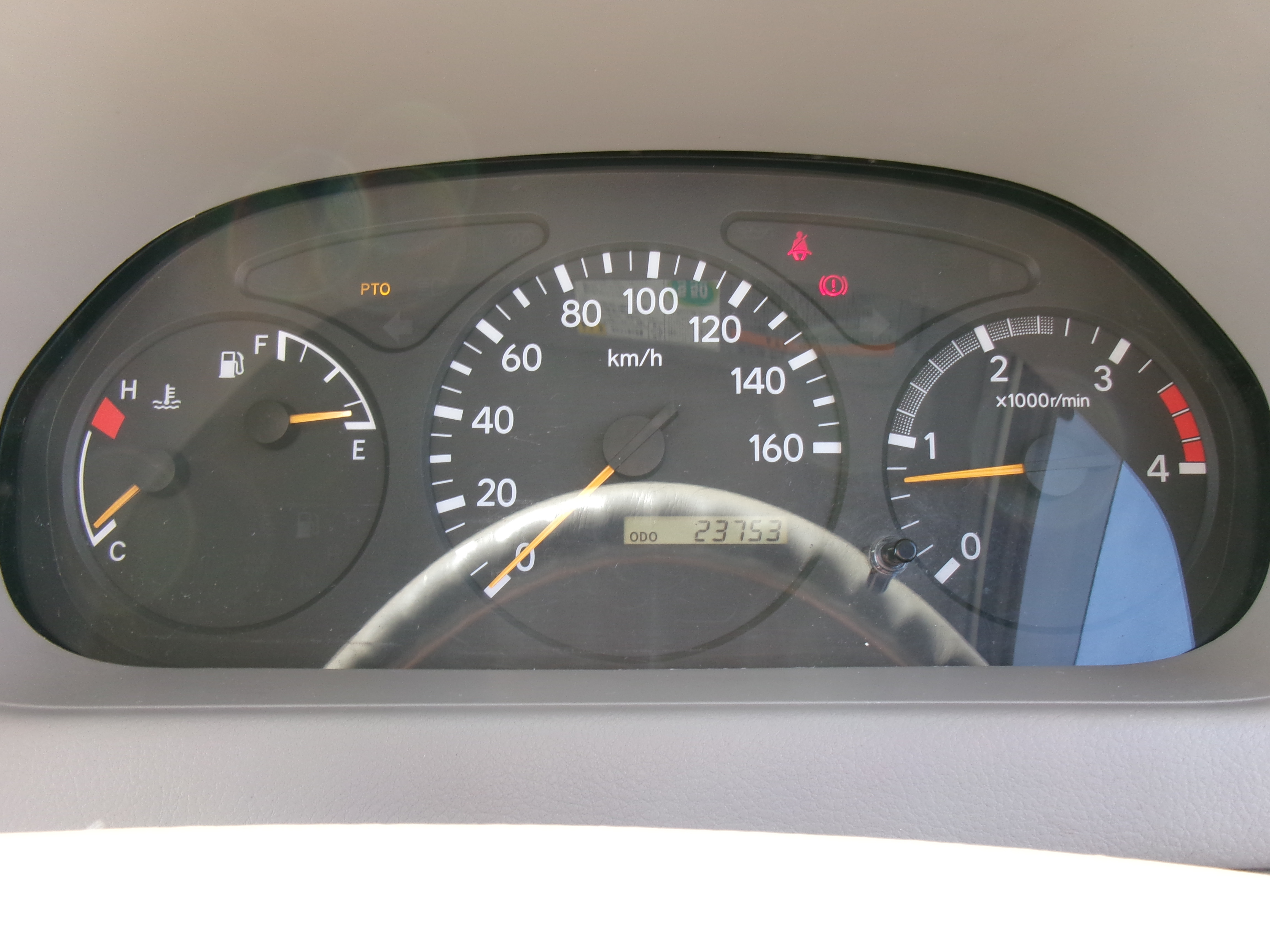 日野 デュトロ PB-XZU354E(2WD)の写真8