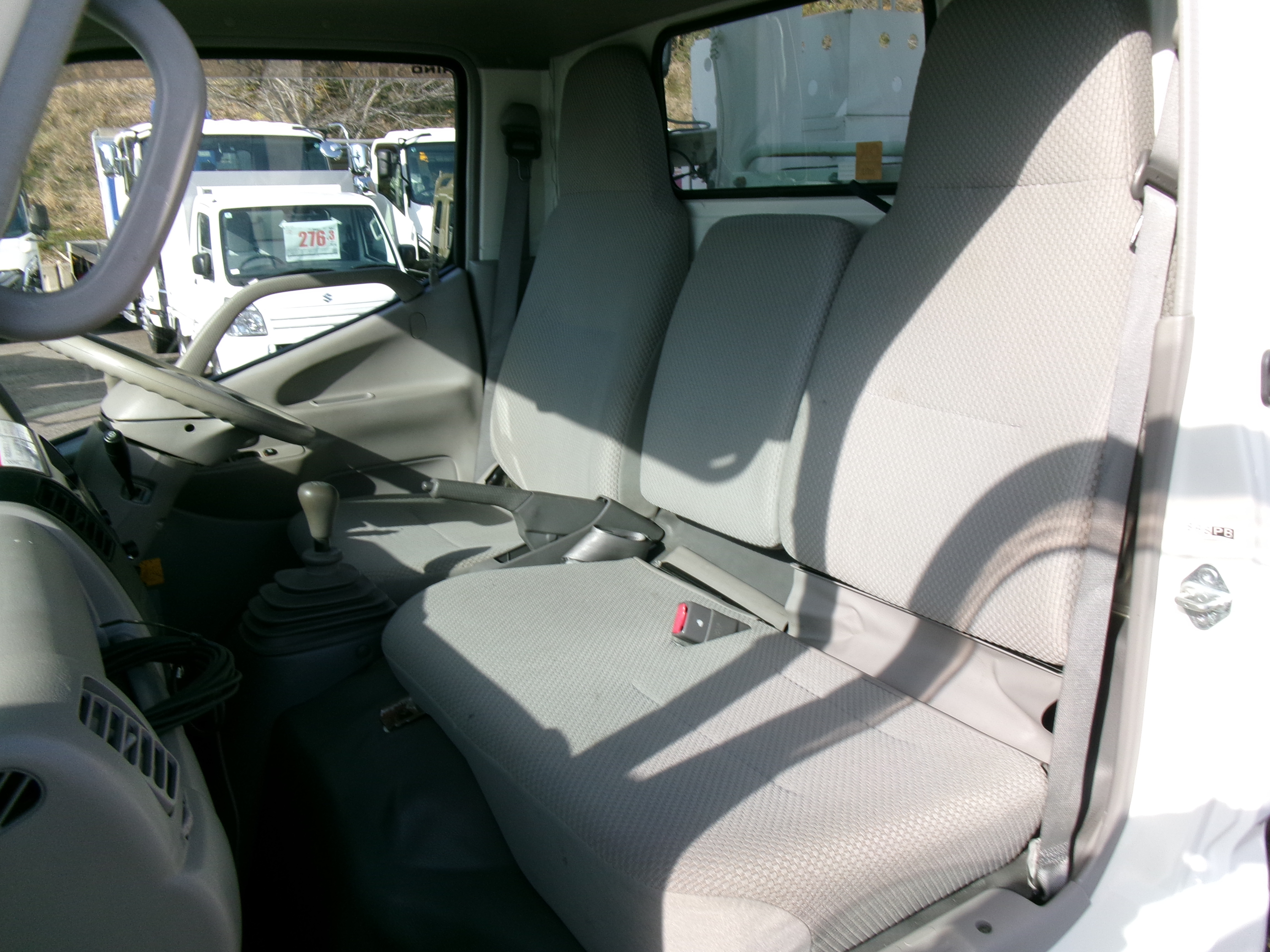 日野 デュトロ PB-XZU354E(2WD)の写真12