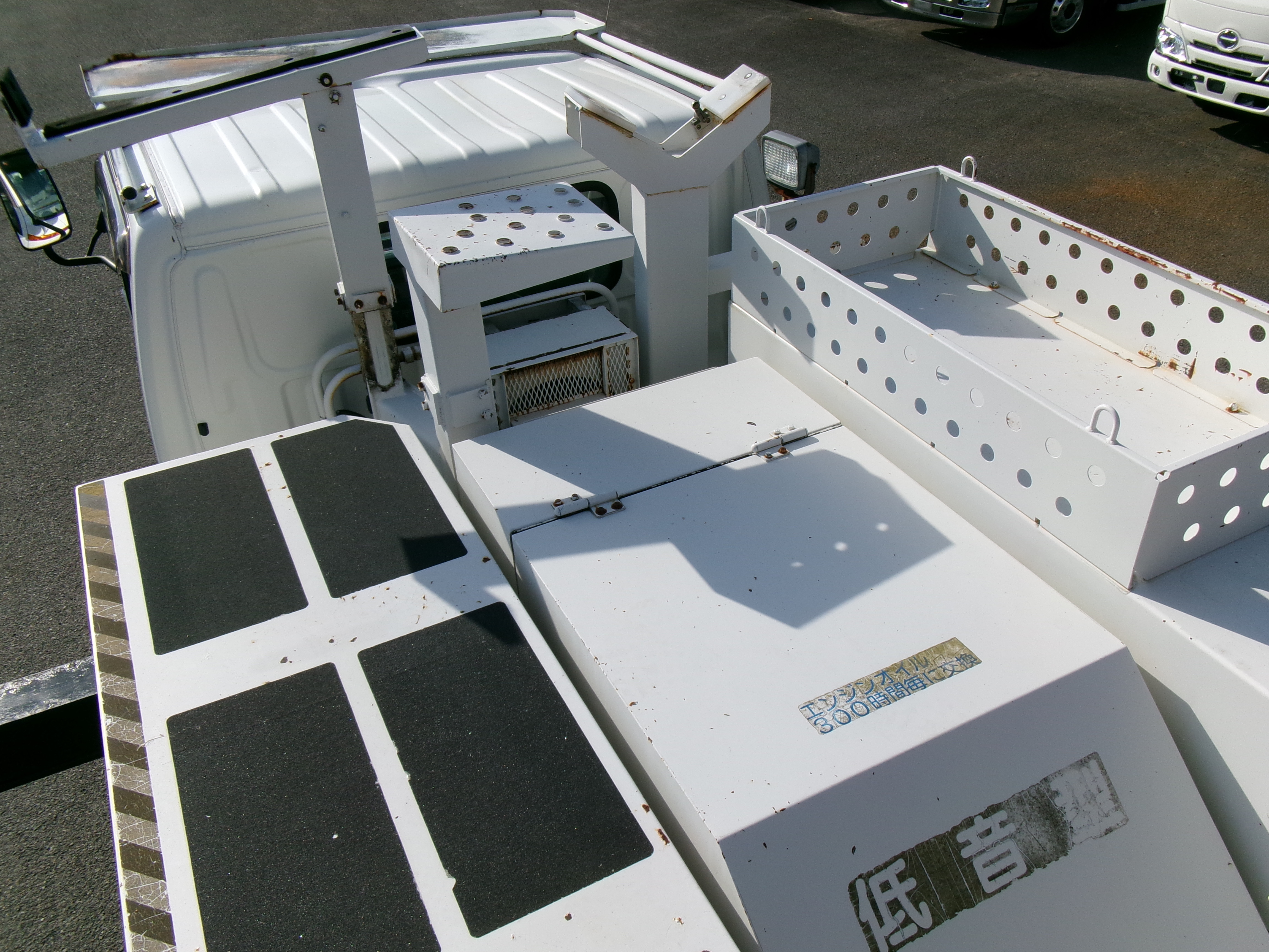 日野 デュトロ PB-XZU354E(2WD)の写真28