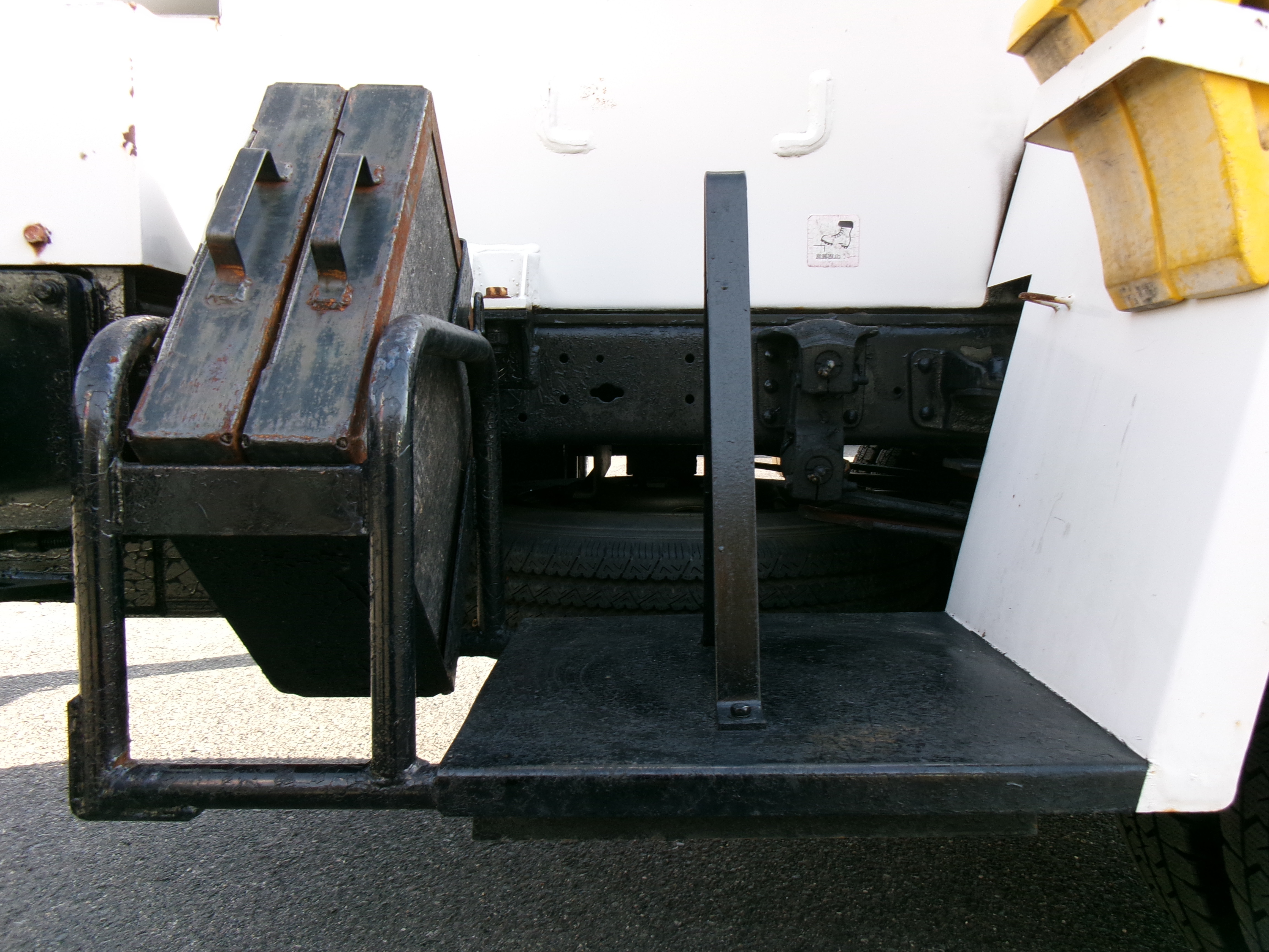 日野 デュトロ PB-XZU354E(2WD)の写真46