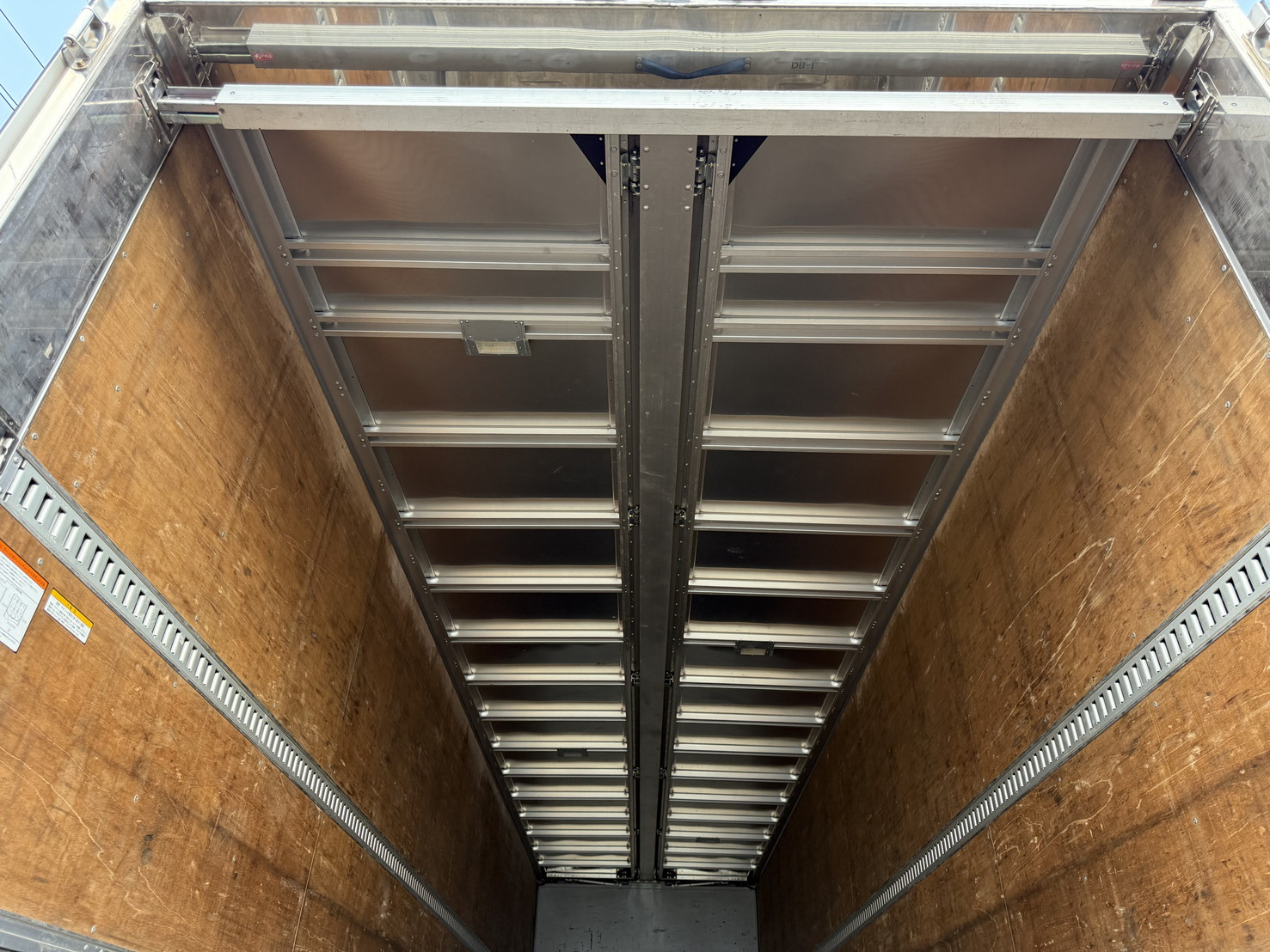 日野 プロフィア 2DG-FW1AHG(8x4)の写真14