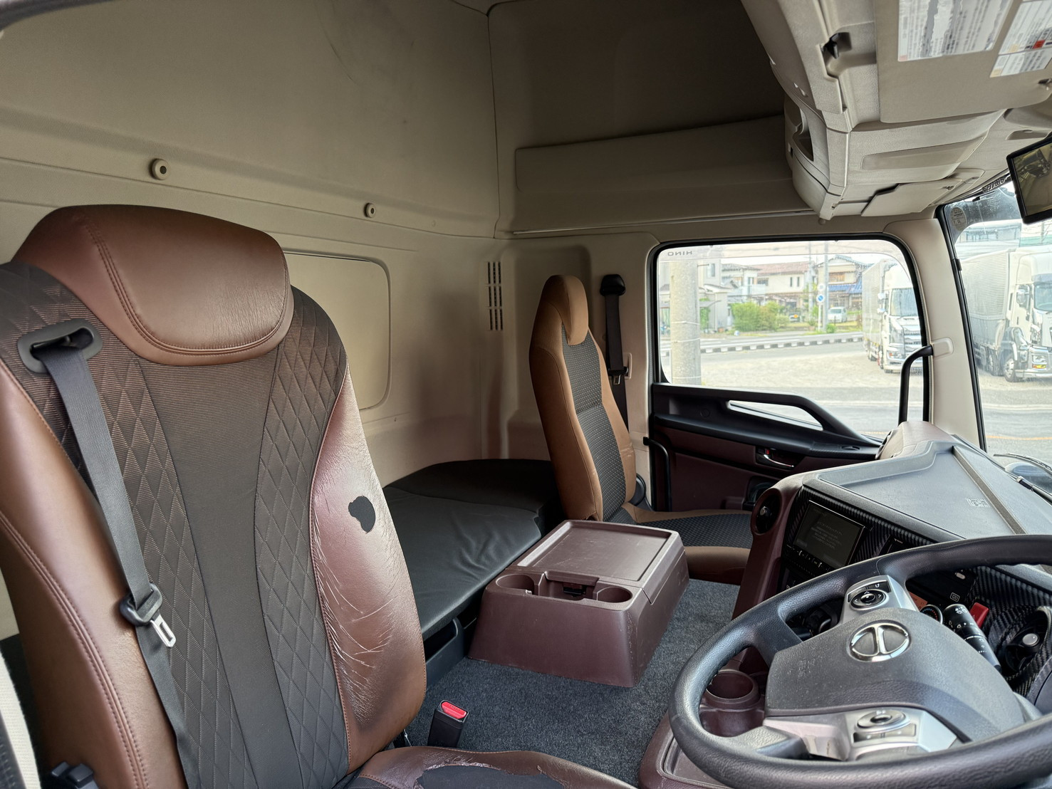 日野 プロフィア 2DG-FW1AHG(8x4)の写真17