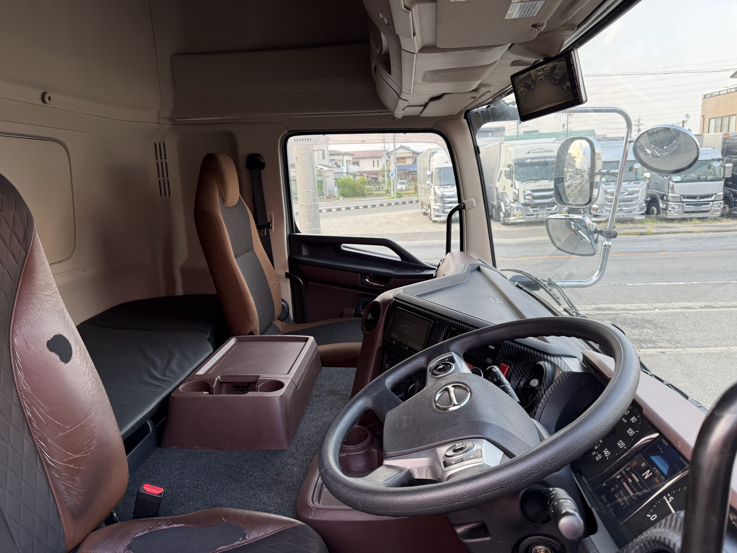 日野 プロフィア 2DG-FW1AHG(8x4)の写真18