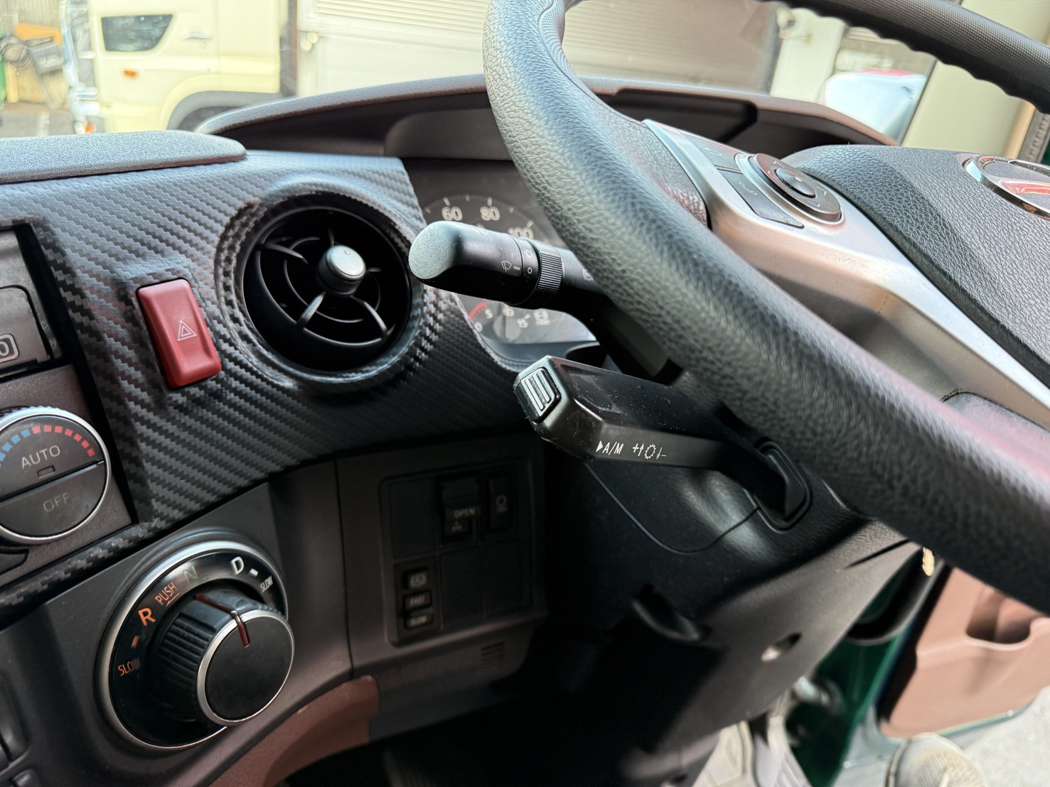 日野 プロフィア 2DG-FW1AHG(8x4)の写真21