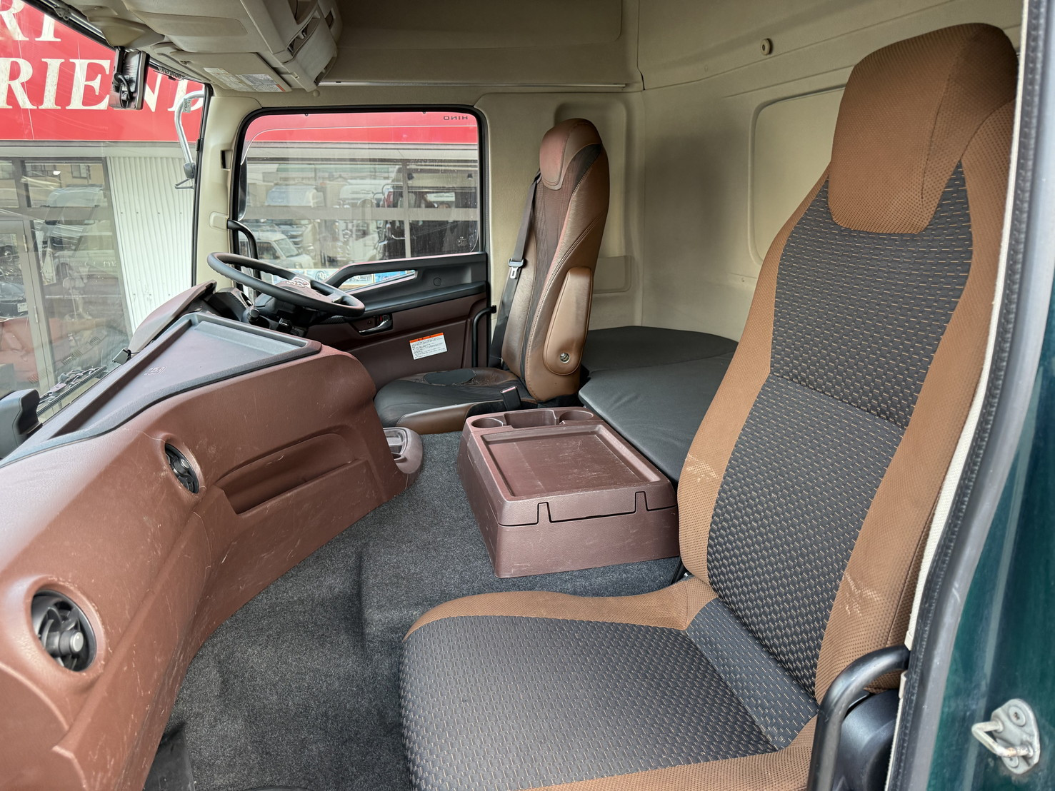 日野 プロフィア 2DG-FW1AHG(8x4)の写真25