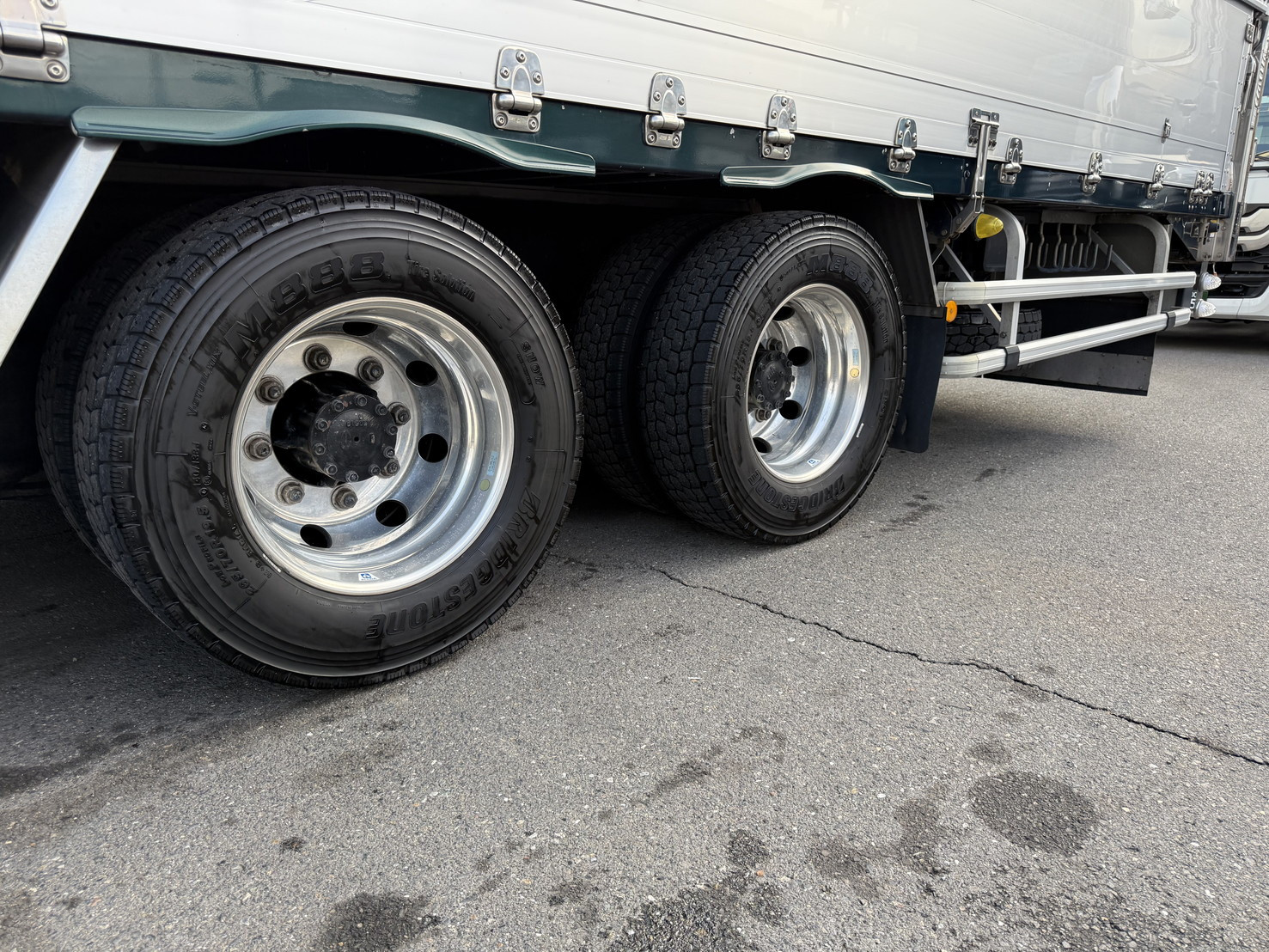 日野 プロフィア 2DG-FW1AHG(8x4)の写真30