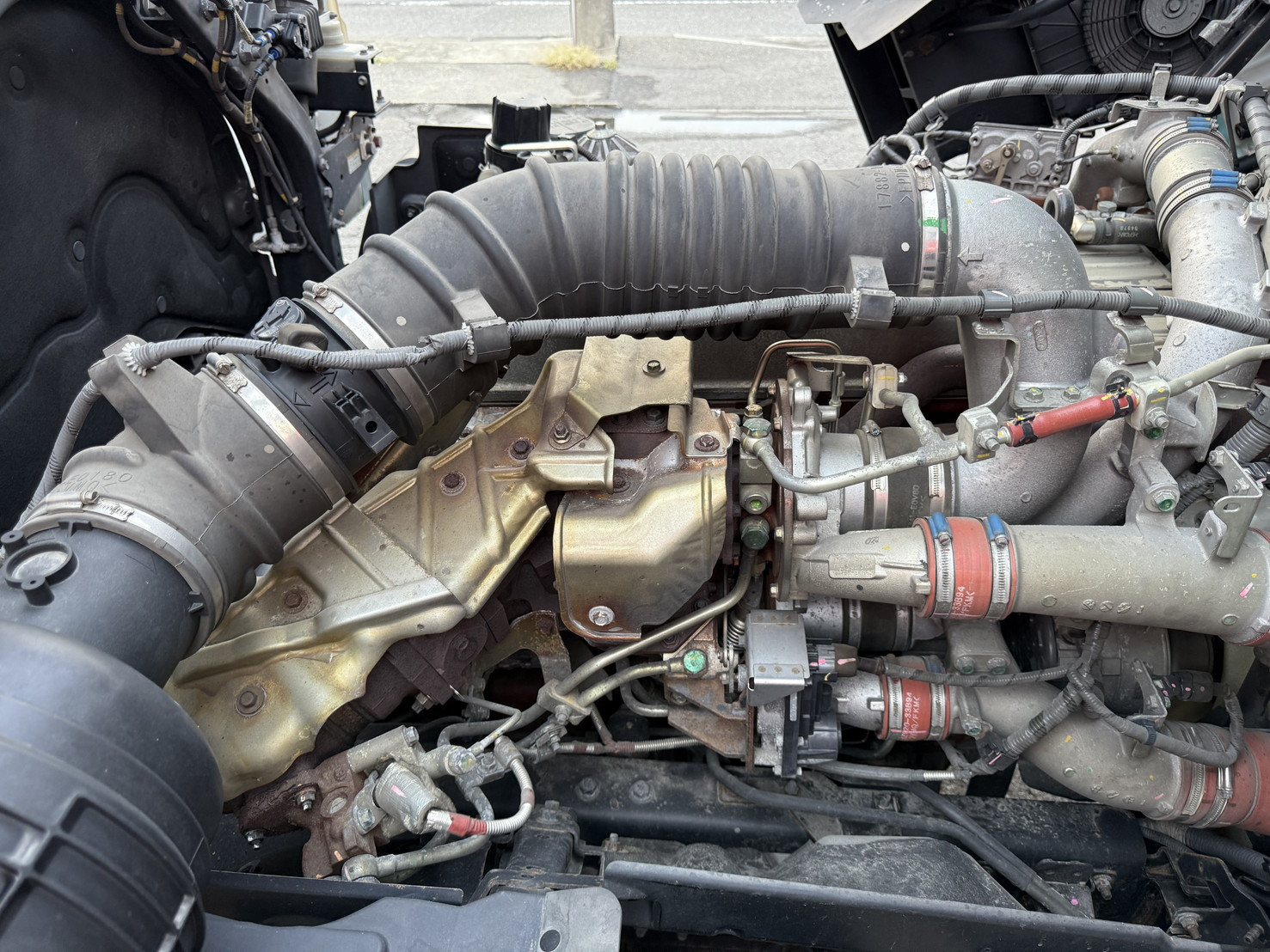 日野 プロフィア 2DG-FW1AHG(8x4)の写真40