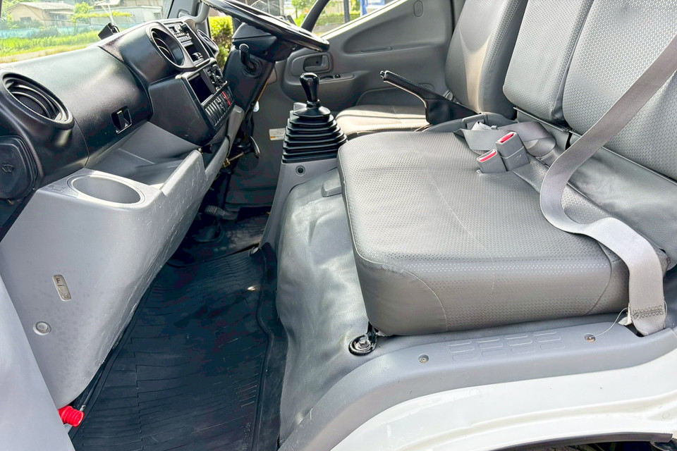 日野 デュトロ TKG-XZU620T(2WD)の写真34