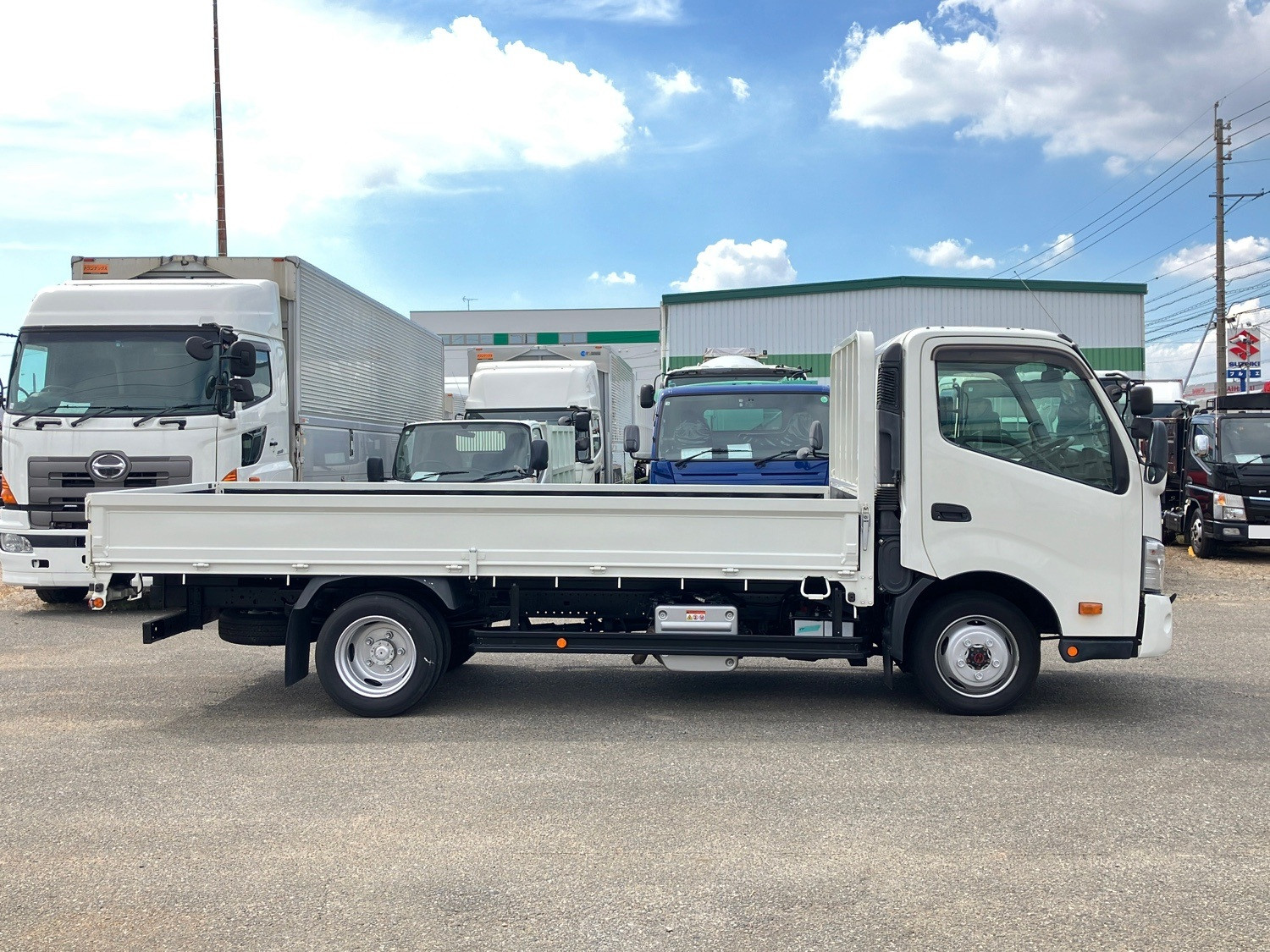 トヨタ ダイナ 2KG-XZU775(4WD)の写真6