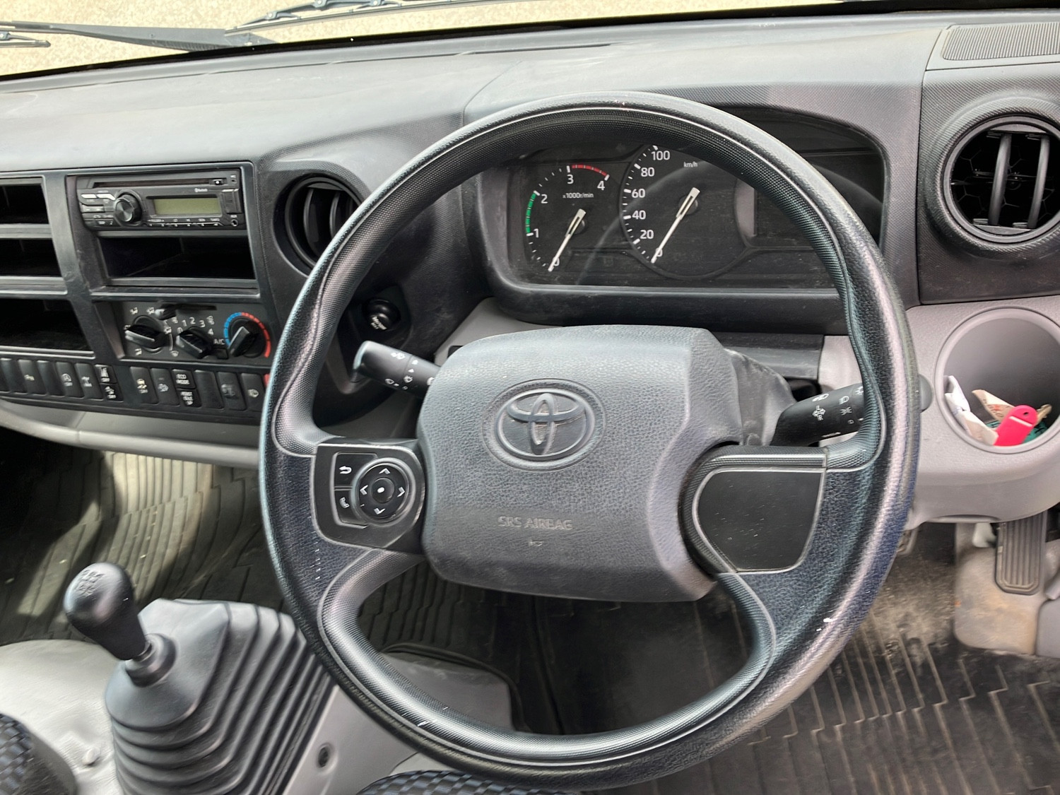 トヨタ ダイナ 2KG-XZU775(4WD)の写真18