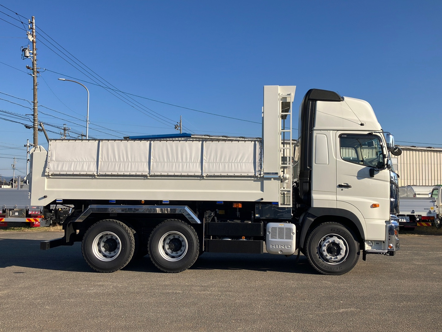 日野 プロフィア 2DG-FS1AGE(6x4)の写真8