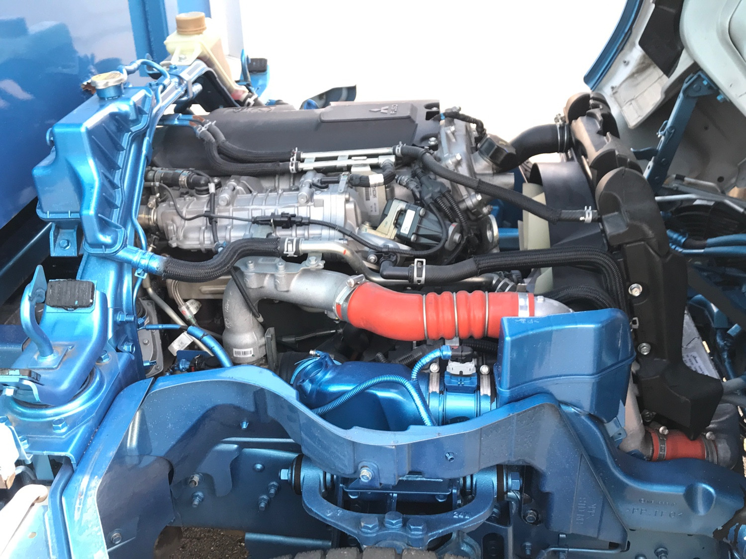 三菱 キャンター 2RG-FEAV0(2WD)の写真21