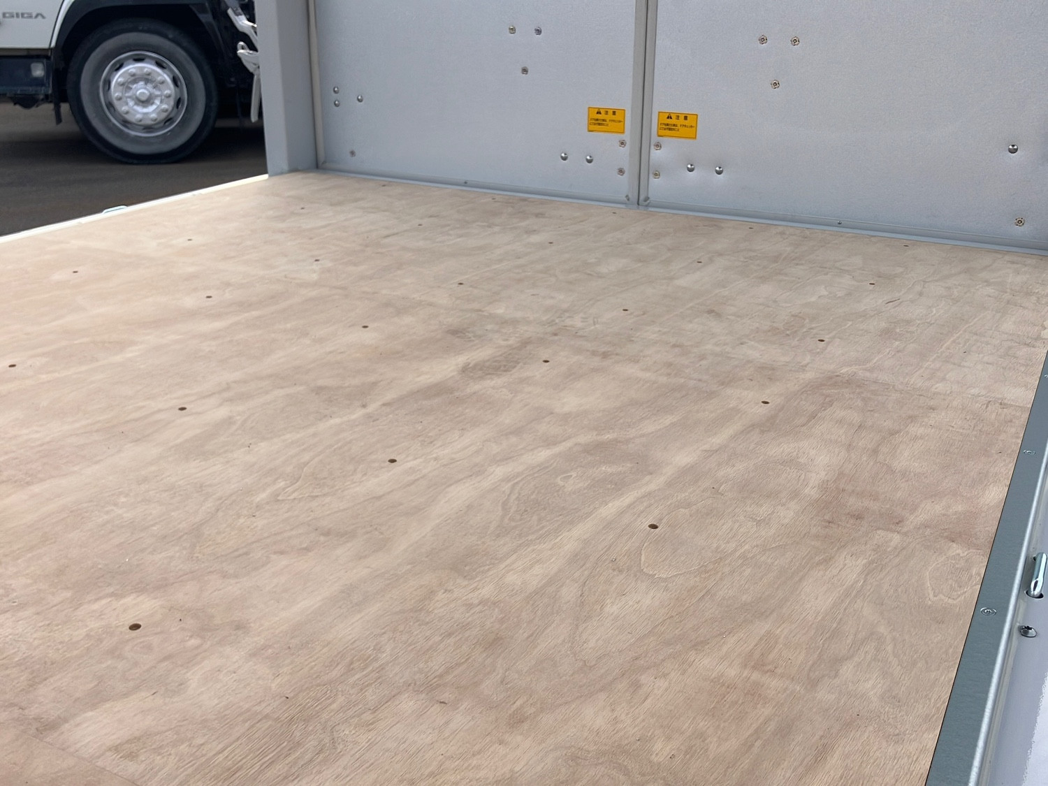 三菱 キャンター 2RG-FEB50(2WD)の写真12