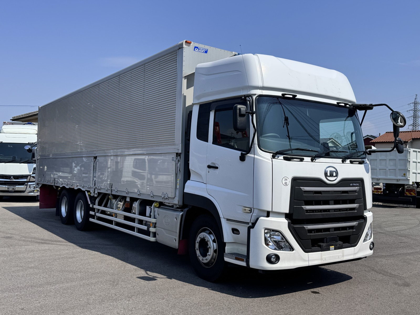 UD クオン 2PG-CD5CA(6x2)の写真2