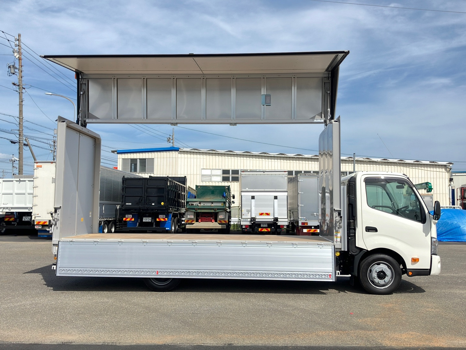 日野 デュトロ 2KG-XZU722M(2WD)｜中古トラックなら【トラック市】