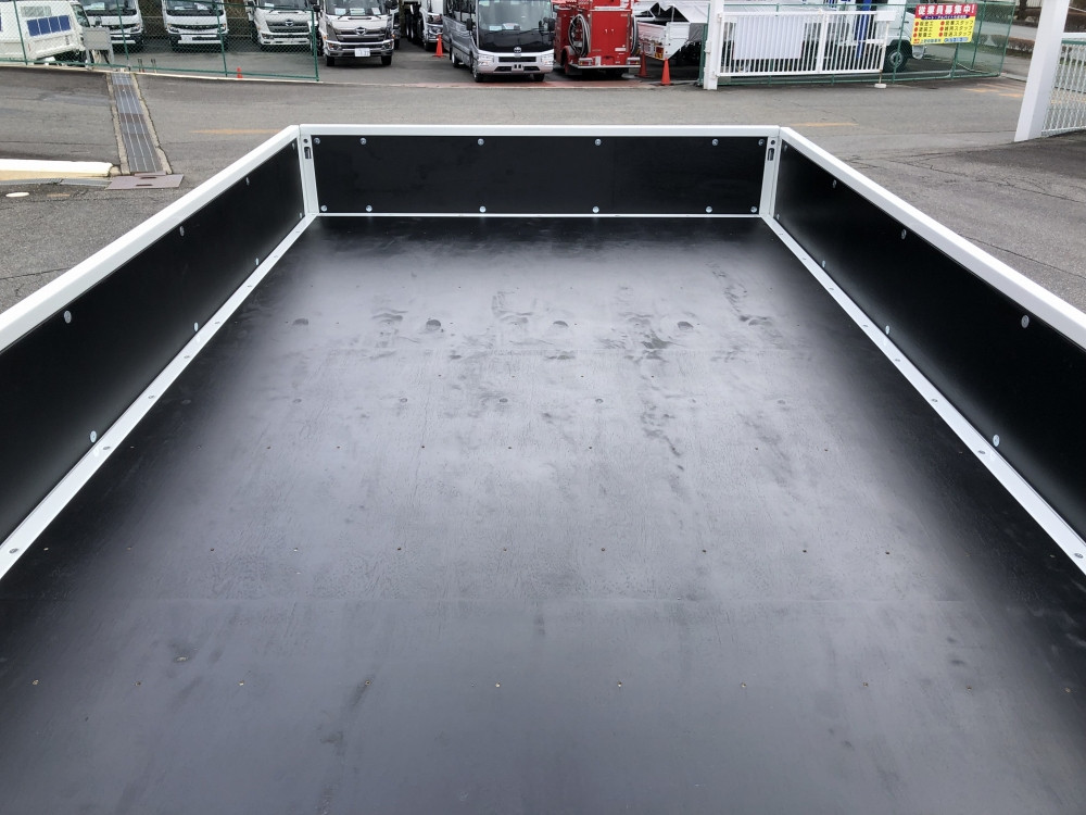 三菱 キャンター 2PG-FEB90(2WD)の写真23