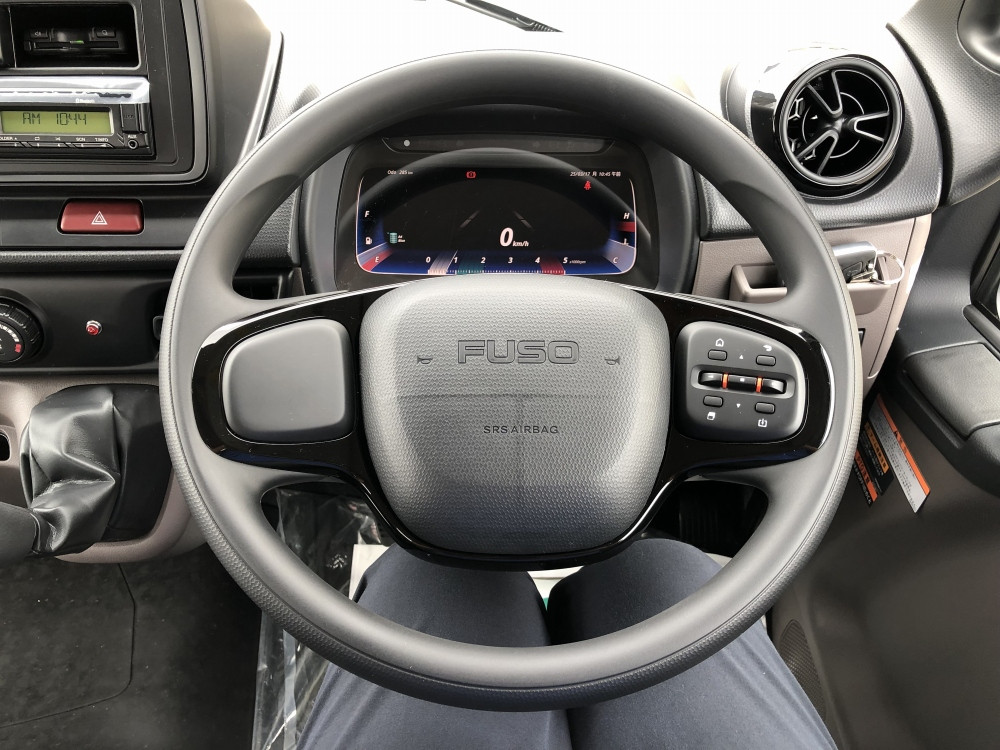 三菱 キャンター 2PG-FEB90(2WD)の写真39