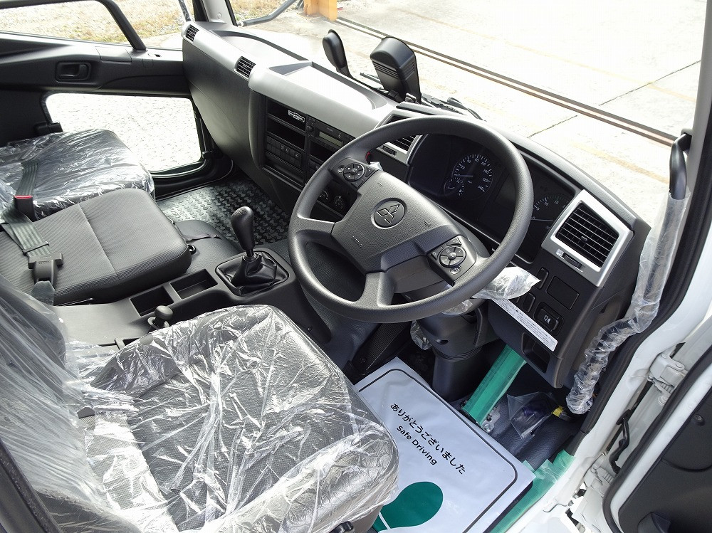 三菱 ファイター 2KG-FK72F(2WD)の写真4