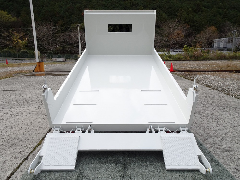 三菱 ファイター 2KG-FK72F(2WD)の写真8