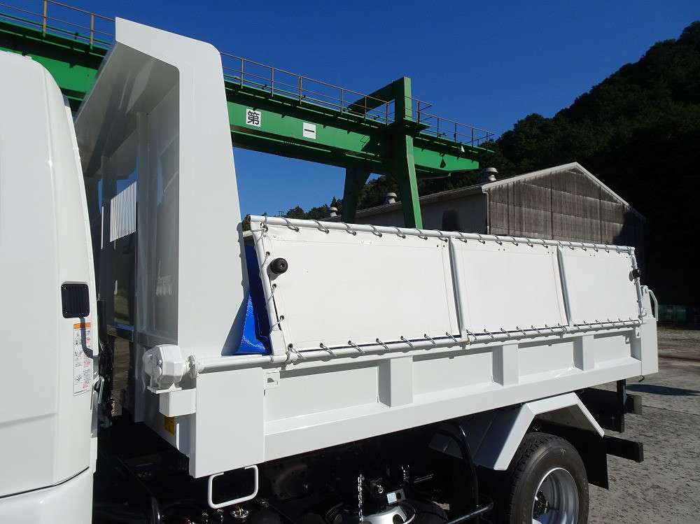 三菱 ファイター 2KG-FK62F(2WD)の写真21