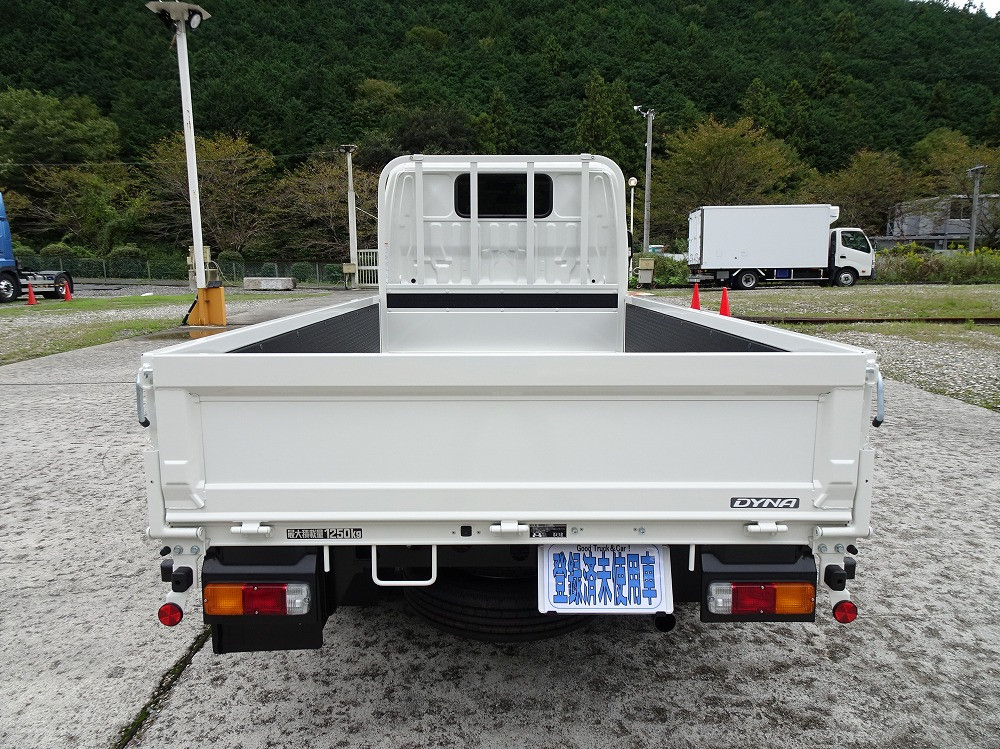 トヨタ ダイナ 3BF-TRY230(2WD)の写真3