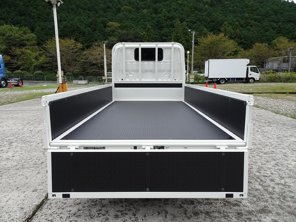 トヨタ ダイナ 3BF-TRY230(2WD)の写真16