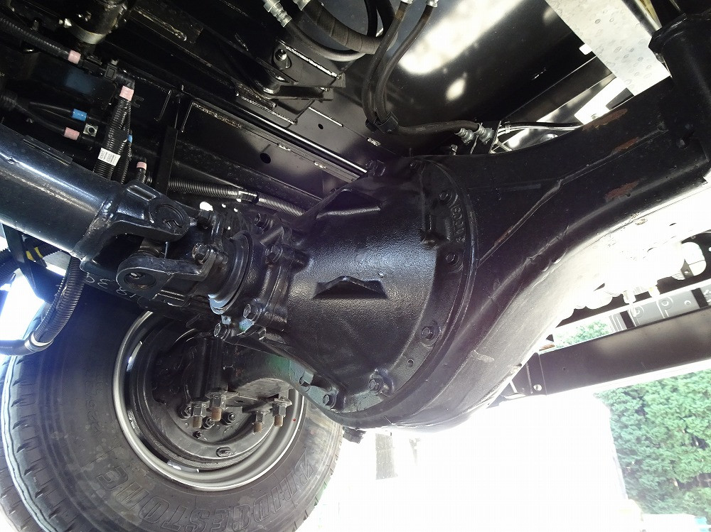 いすゞ フォワード 2RG-FRR90S3(2WD)の写真30