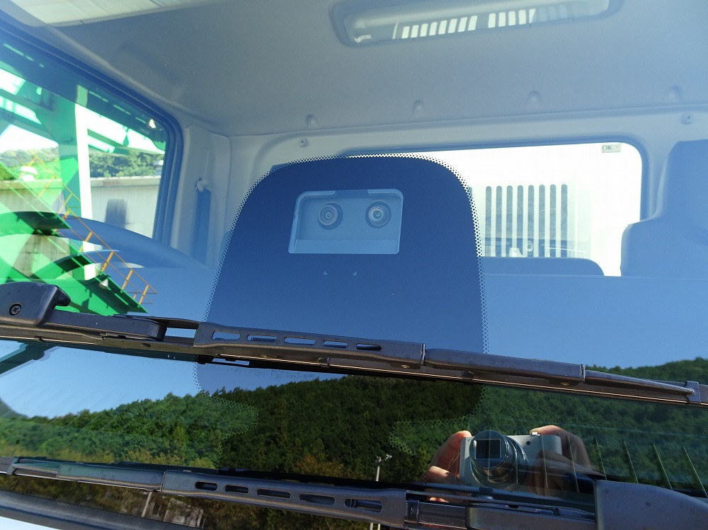 いすゞ フォワード 2RG-FRR90S3(2WD)の写真38