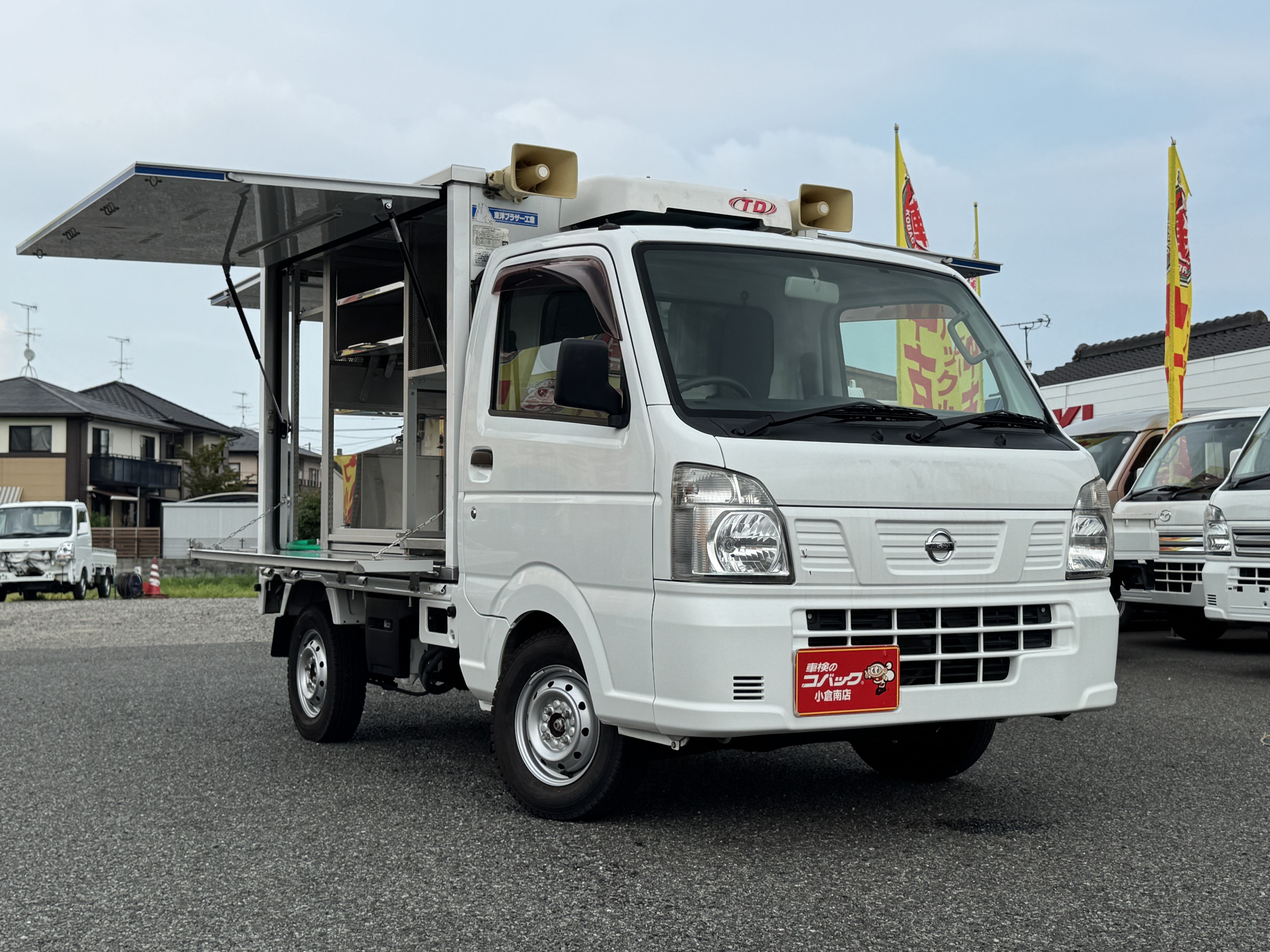 日産 クリッパートラック EBD-DR16T(4WD)の写真5