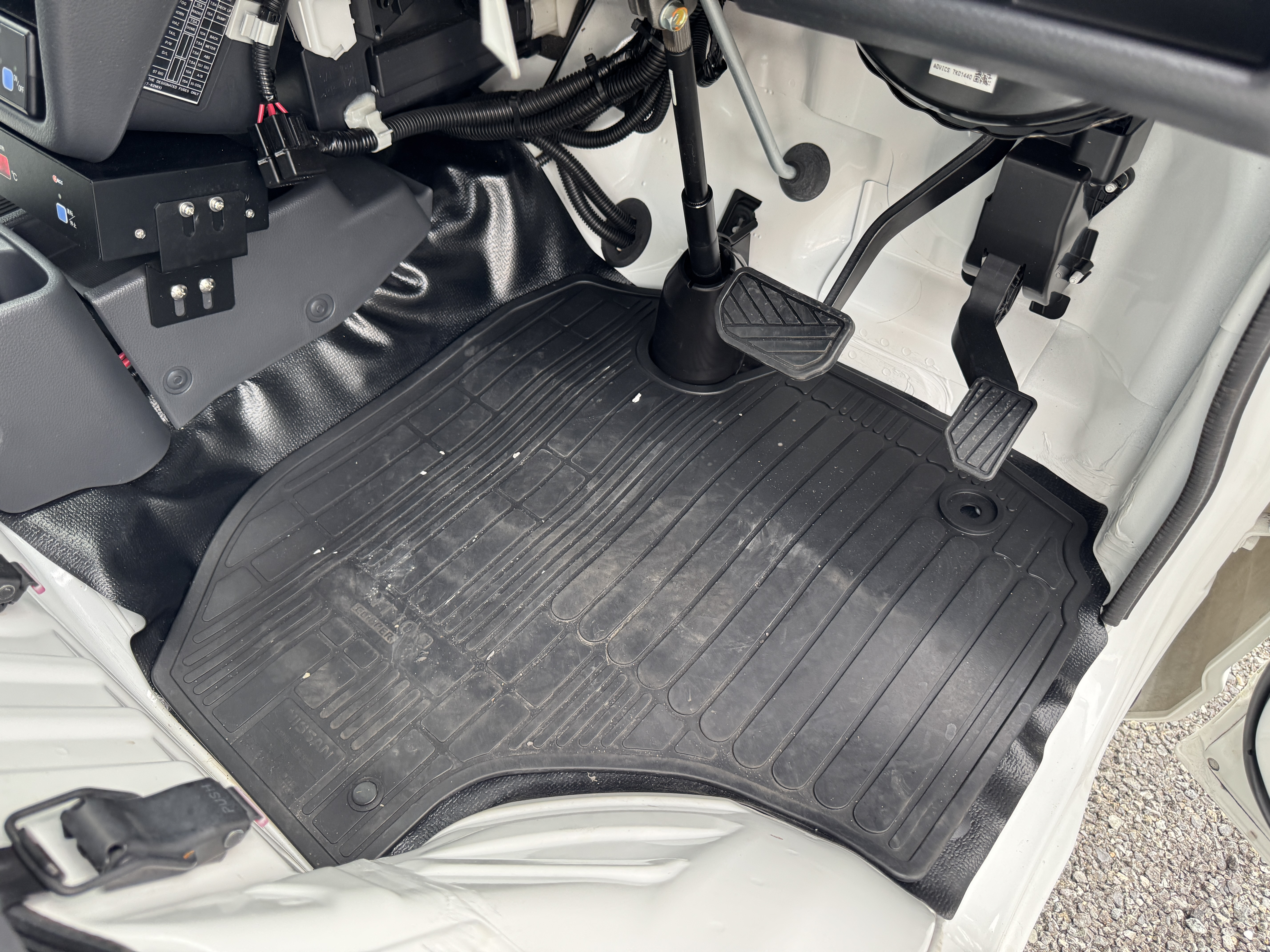 日産 クリッパートラック EBD-DR16T(4WD)の写真41