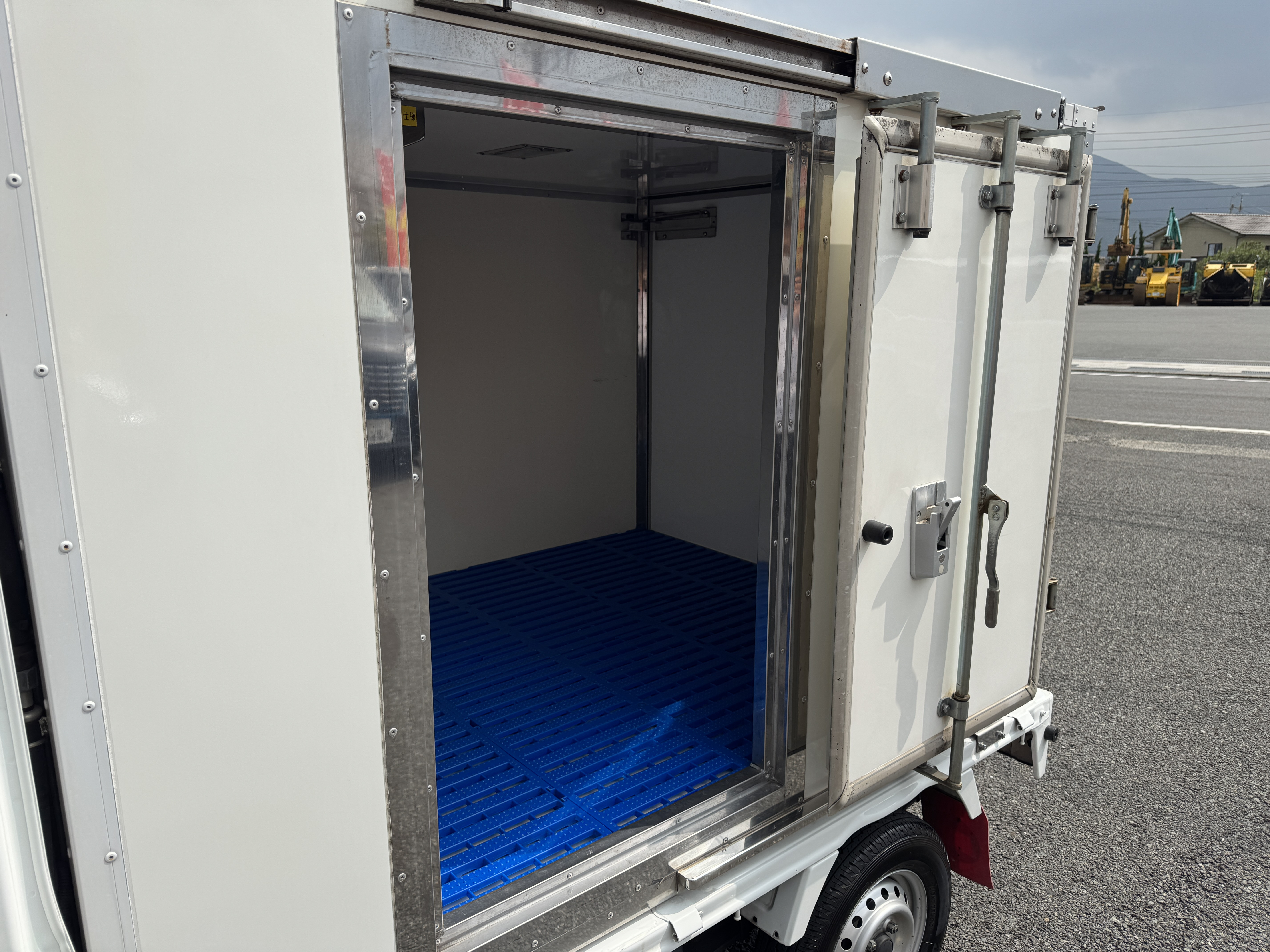 日産 クリッパーバン EBD-DR16T(2WD)の写真17