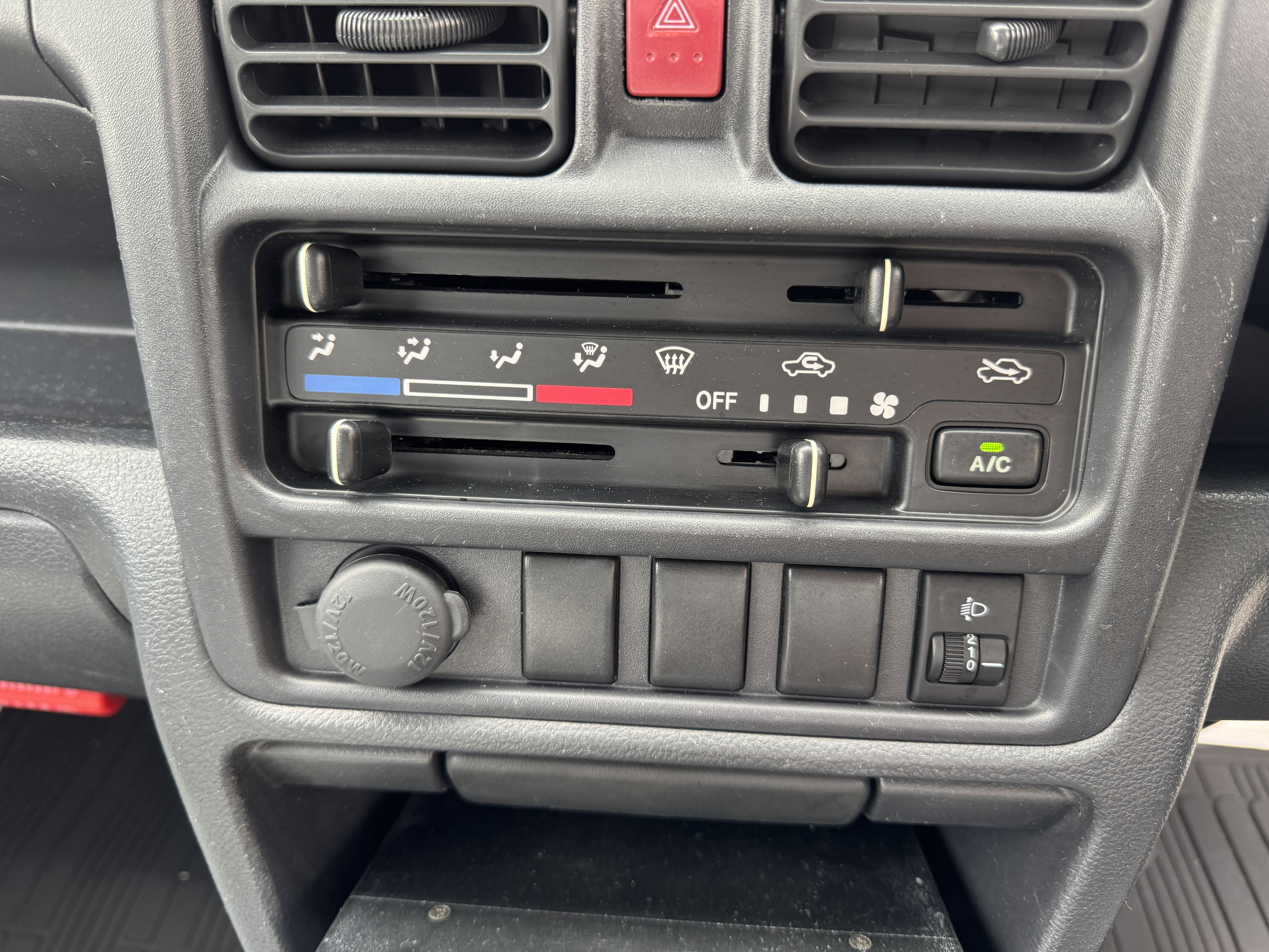 日産 クリッパーバン EBD-DR16T(2WD)の写真30