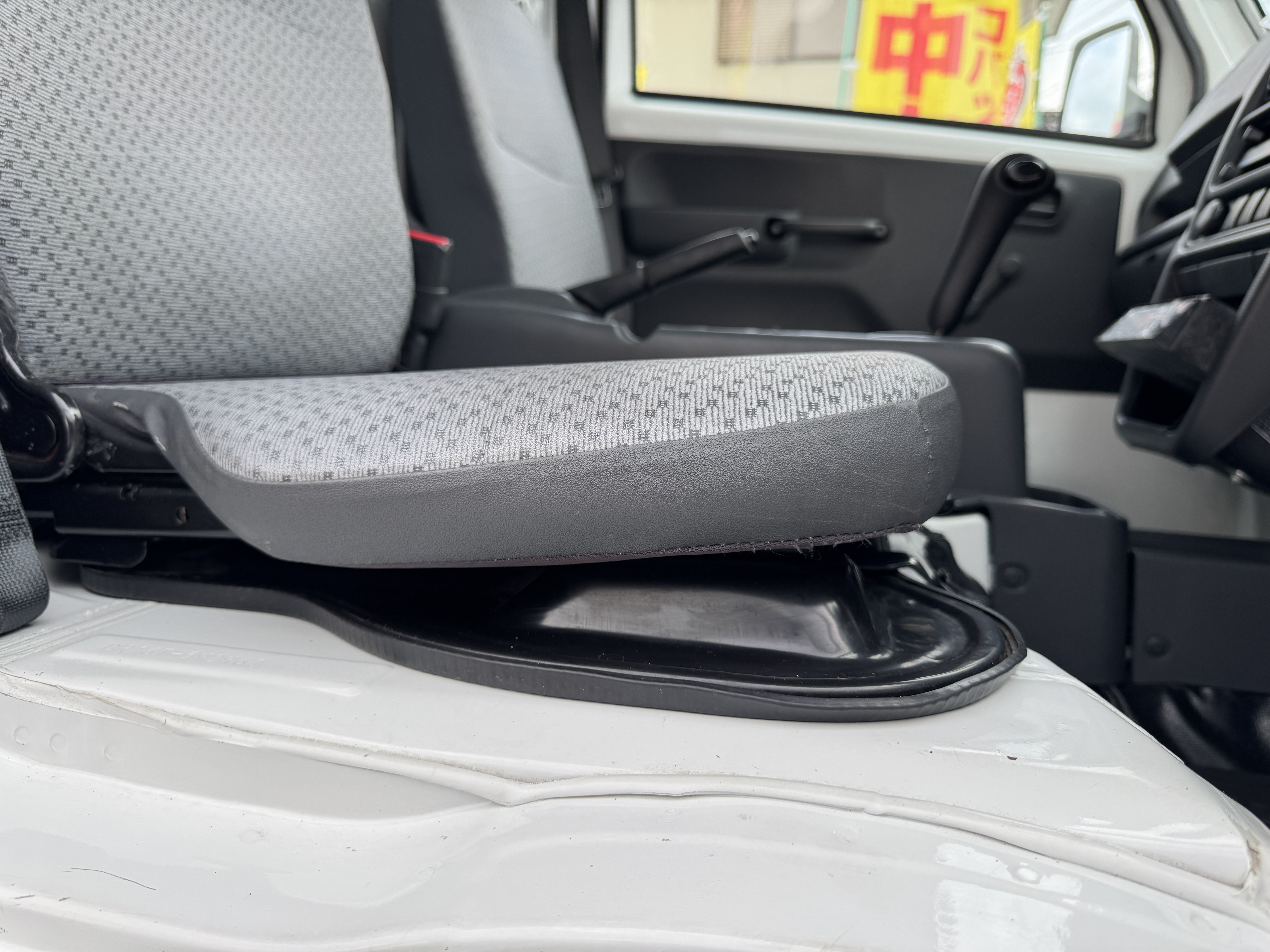 日産 クリッパーバン EBD-DR16T(2WD)の写真37