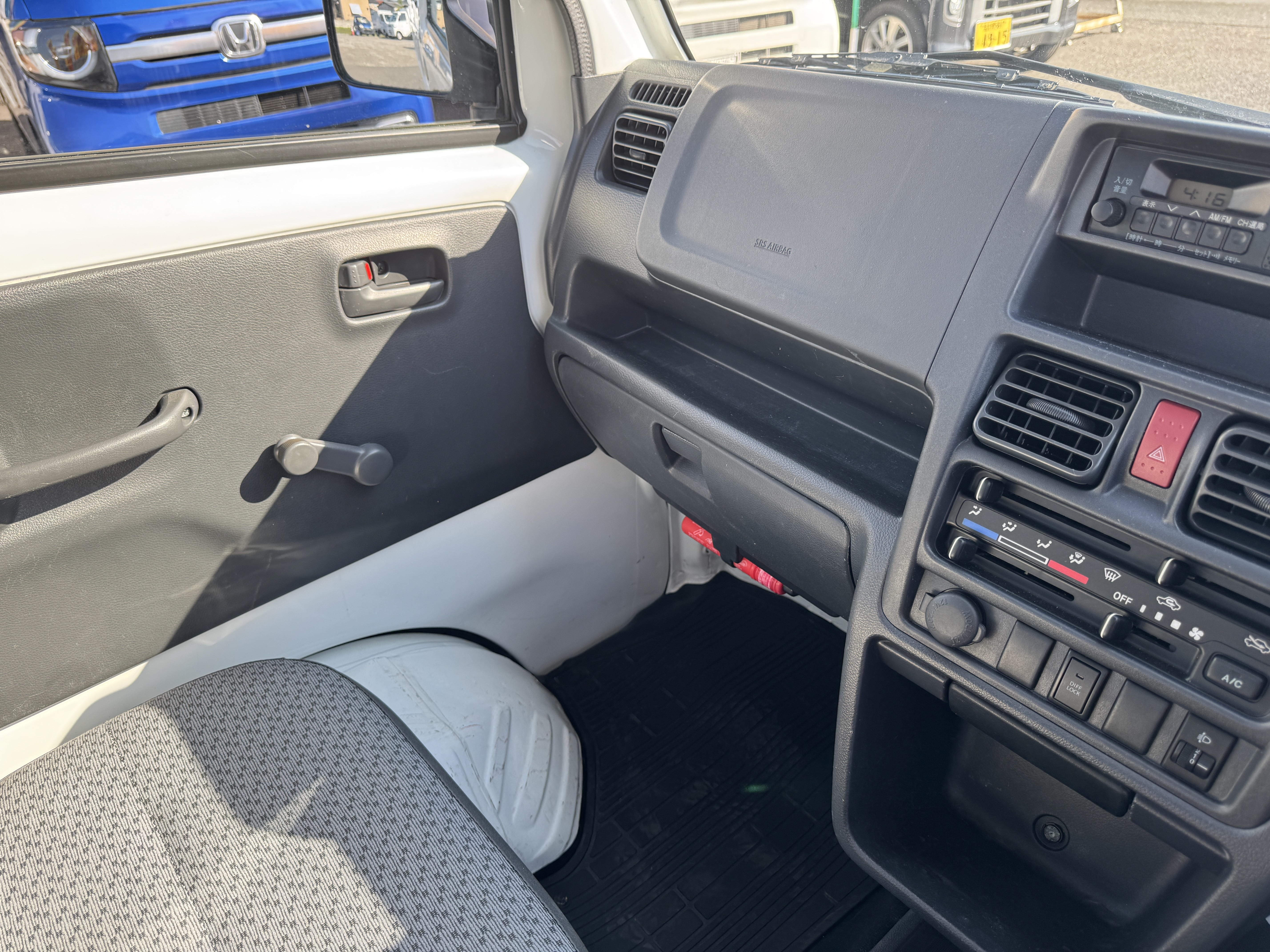 日産 クリッパートラック EBDR16T(4WD)の写真26